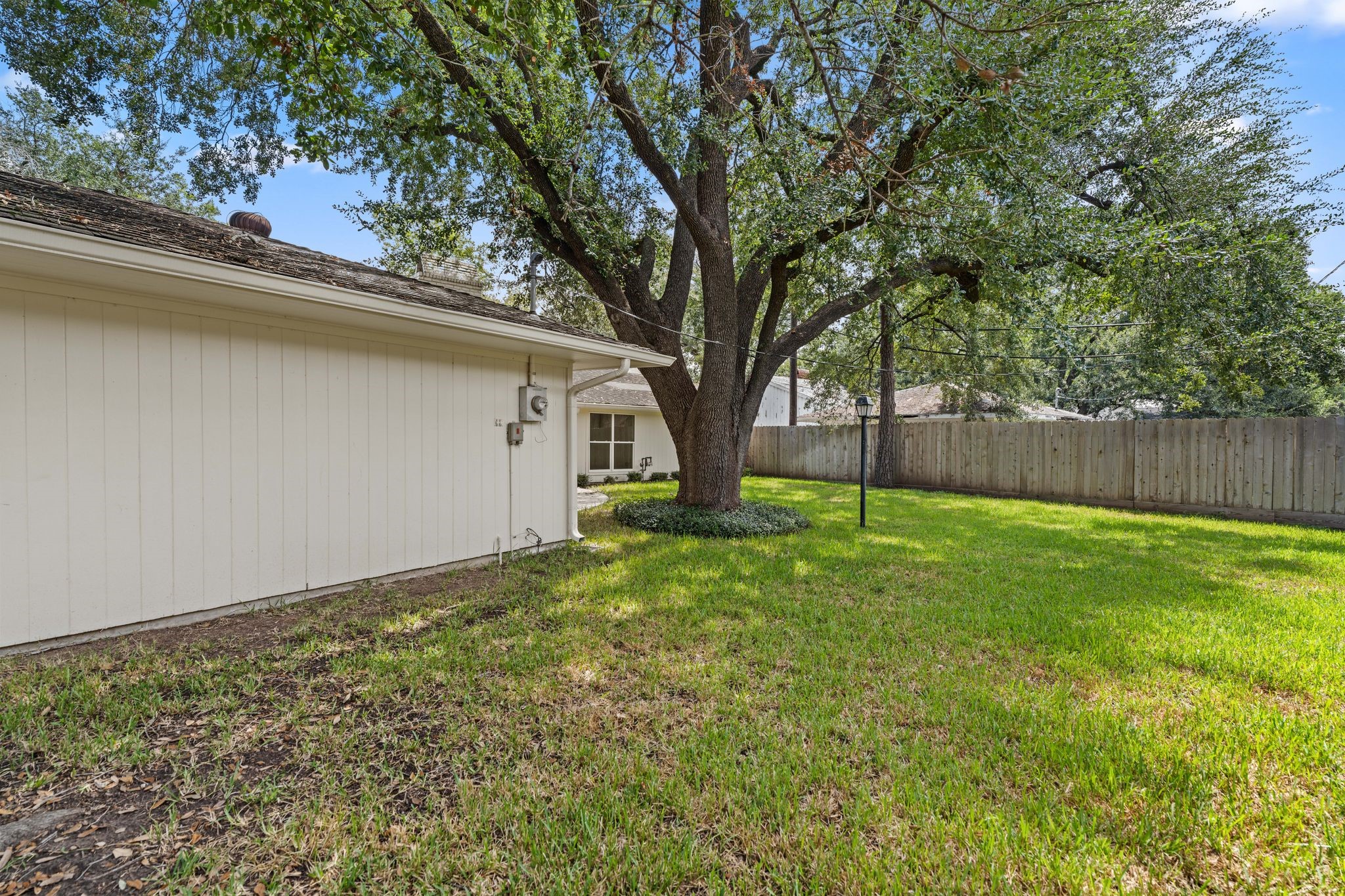 506 Briar Hill Drive Property Photo 34