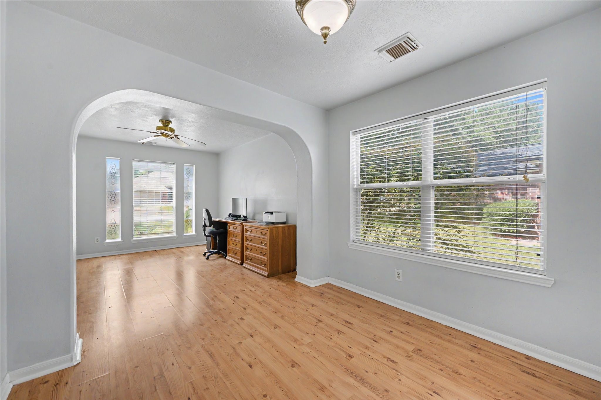 26974 Crown Haven Drive Property Photo 8