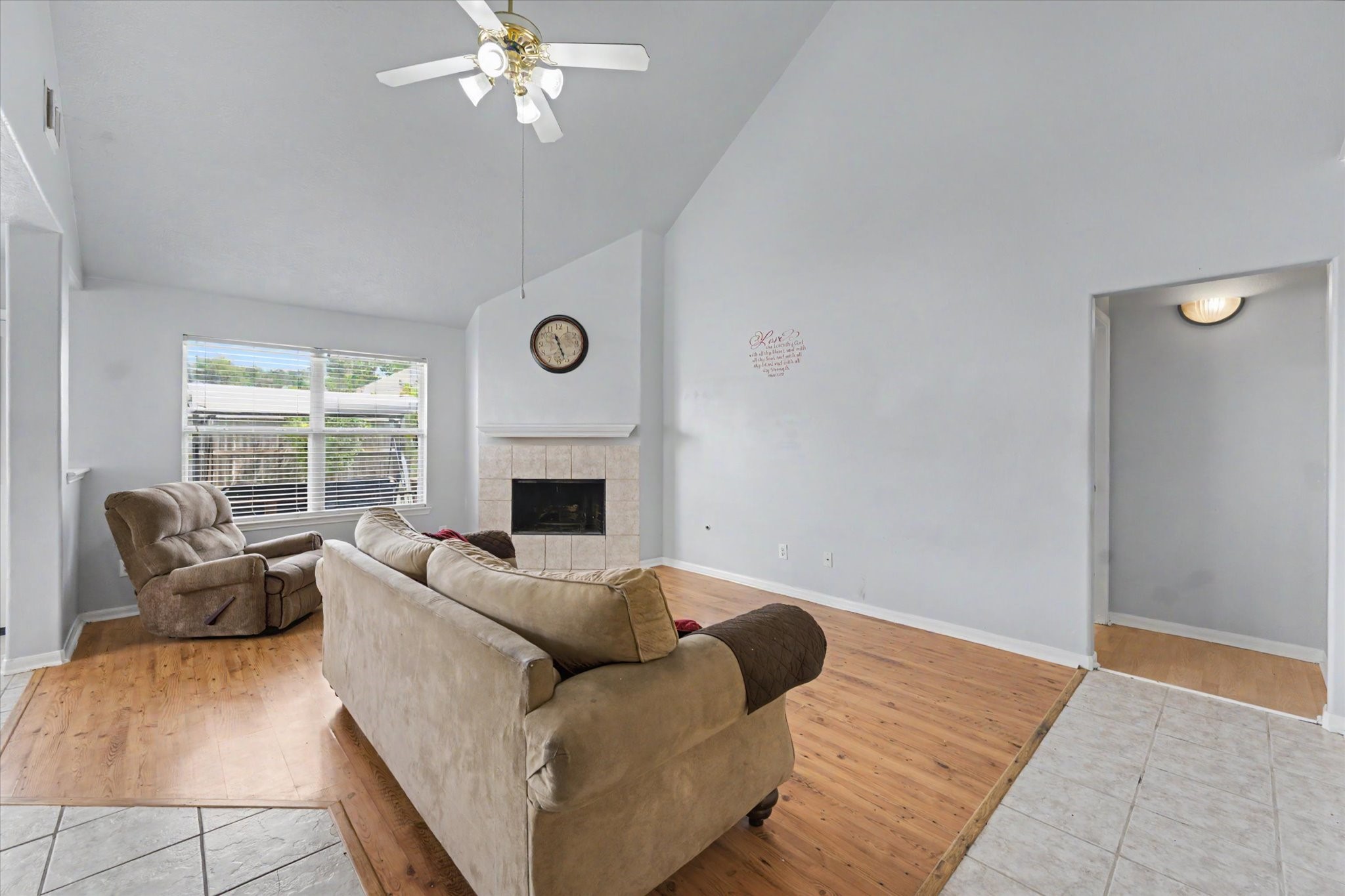 26974 Crown Haven Drive Property Photo 14
