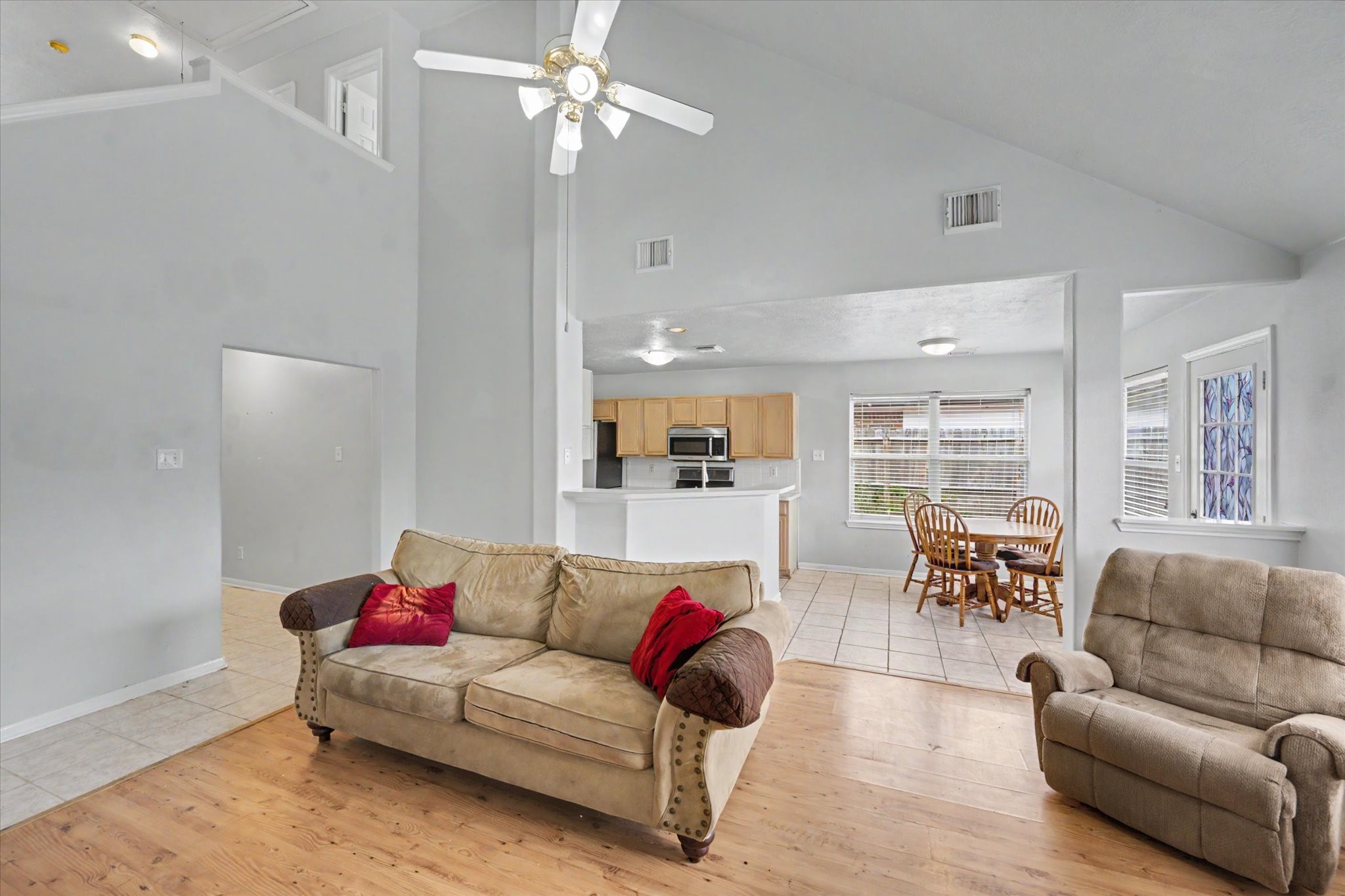 26974 Crown Haven Drive Property Photo 15