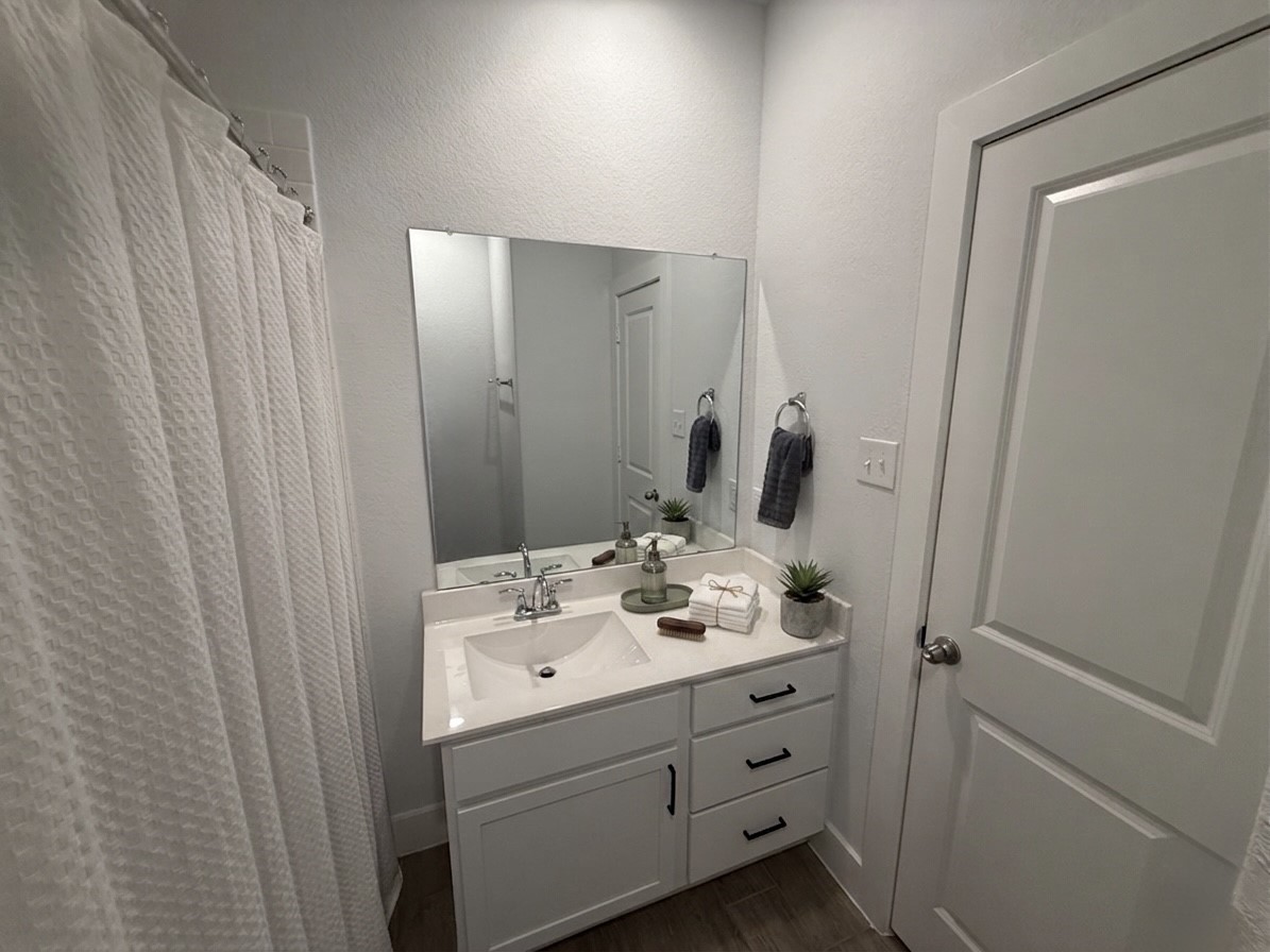 439 S Amherst Drive Property Photo 15