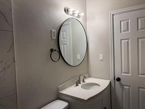 5406 Lyndhurst Drive Property Photo 16