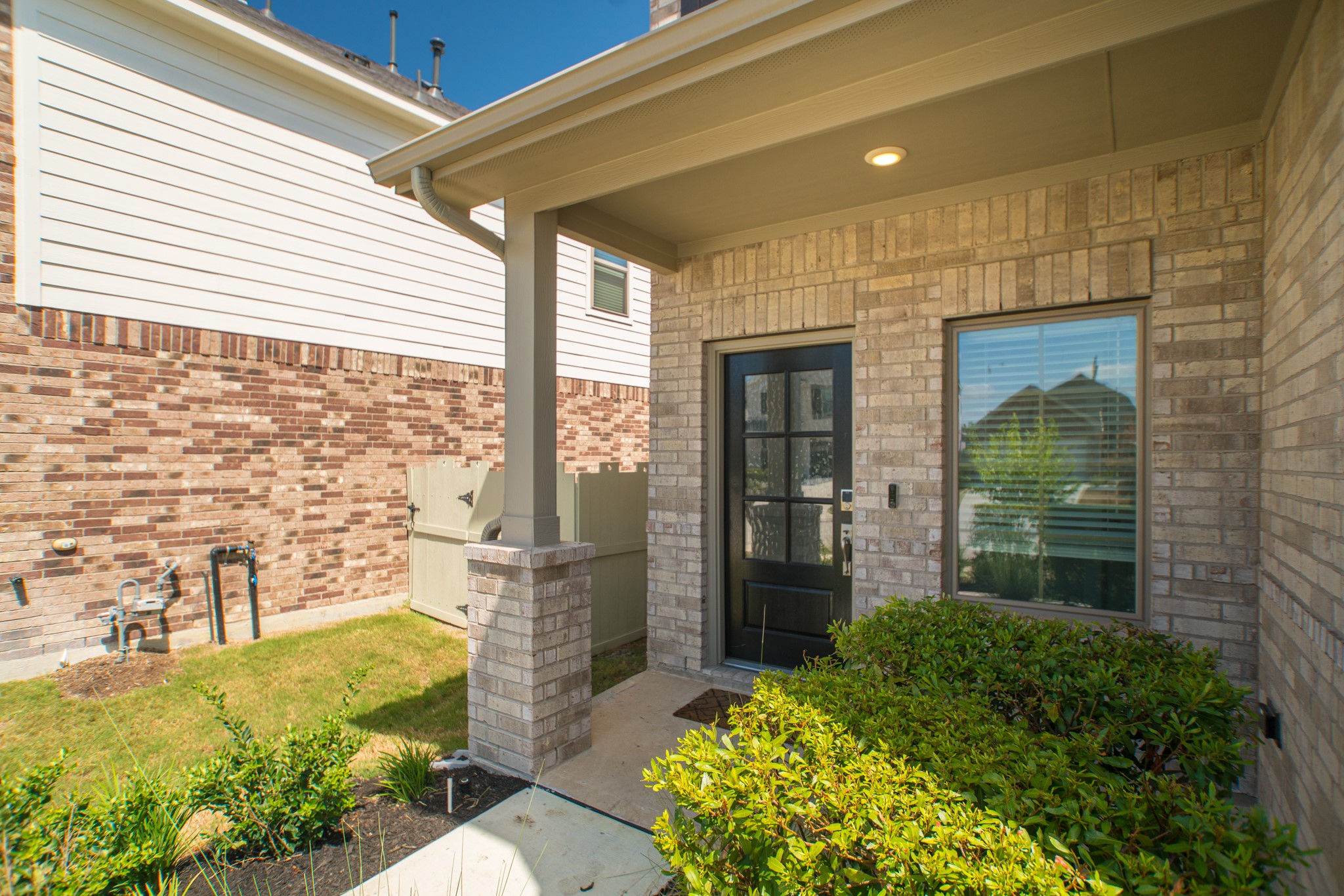 10539 Preserve Way Property Photo 3