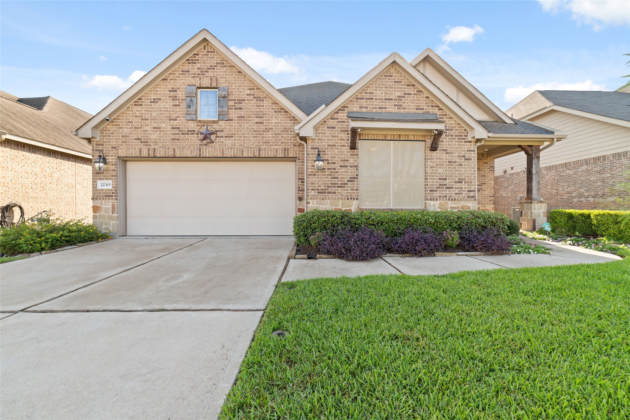 22315 Taren Court Property Photo 3