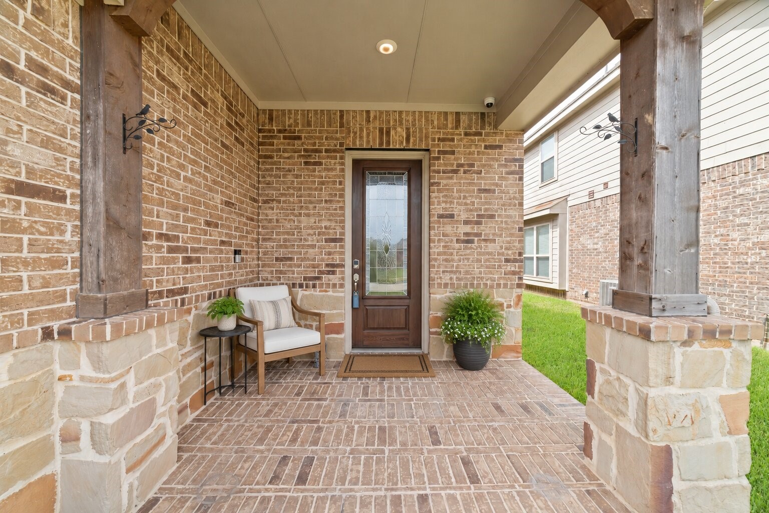 22315 Taren Court Property Photo 3