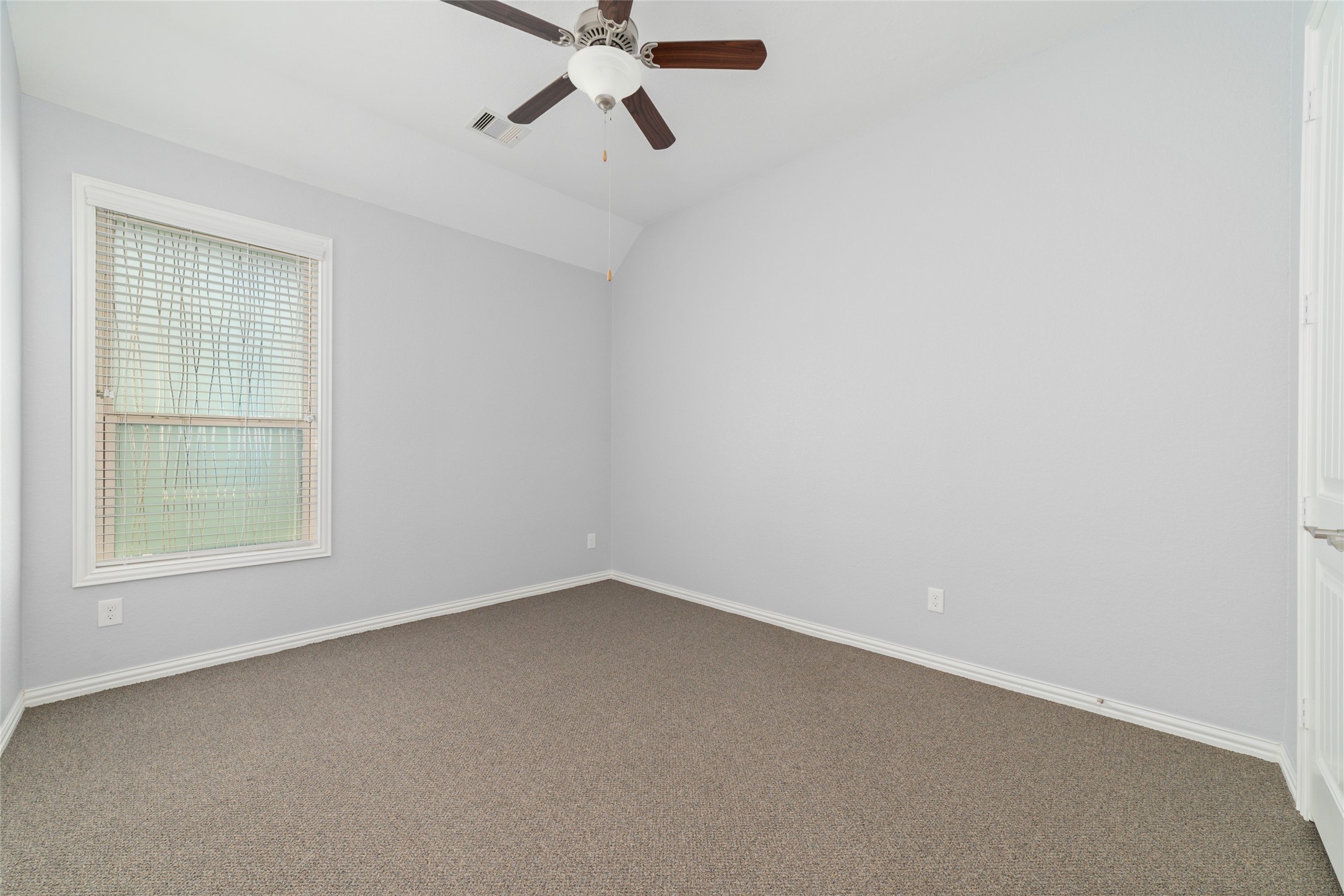22315 Taren Court Property Photo 34
