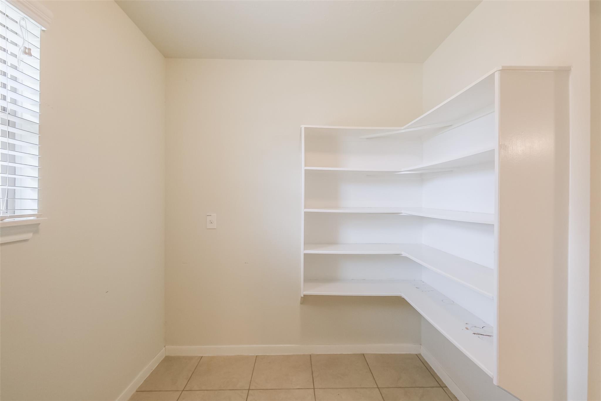 6811 Gonzales Point, Manvel Tx 77578 Property Photo 13
