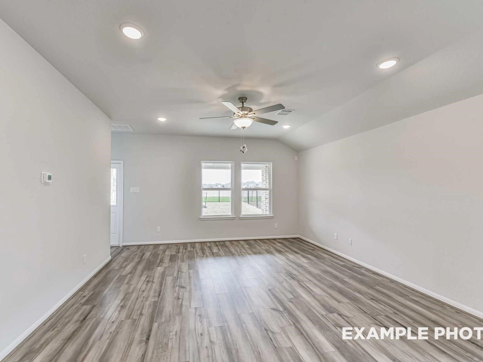 107 Sabinal Lane Property Photo 3