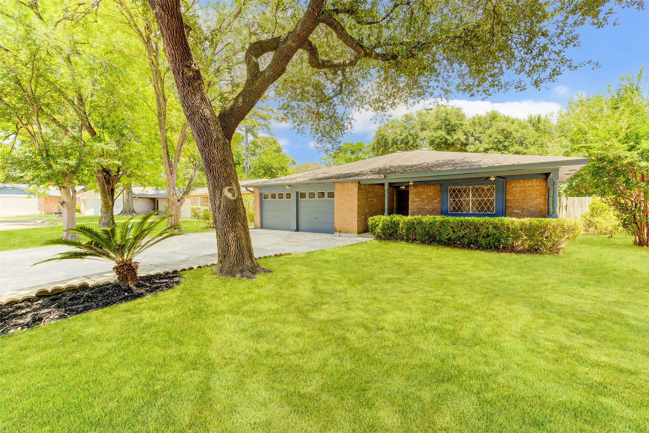 23114 Ludgate Drive Property Photo 4