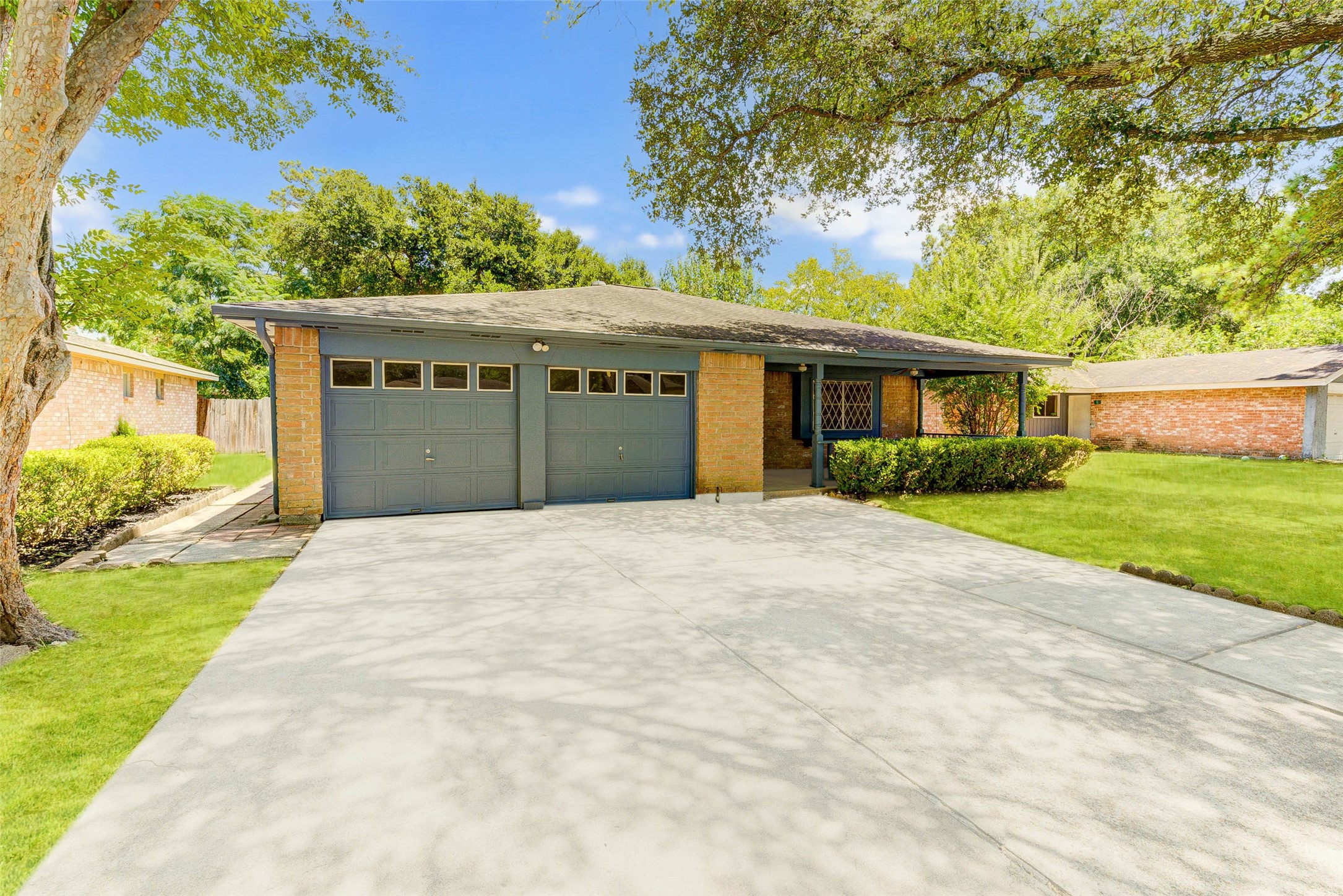 23114 Ludgate Drive Property Photo 6