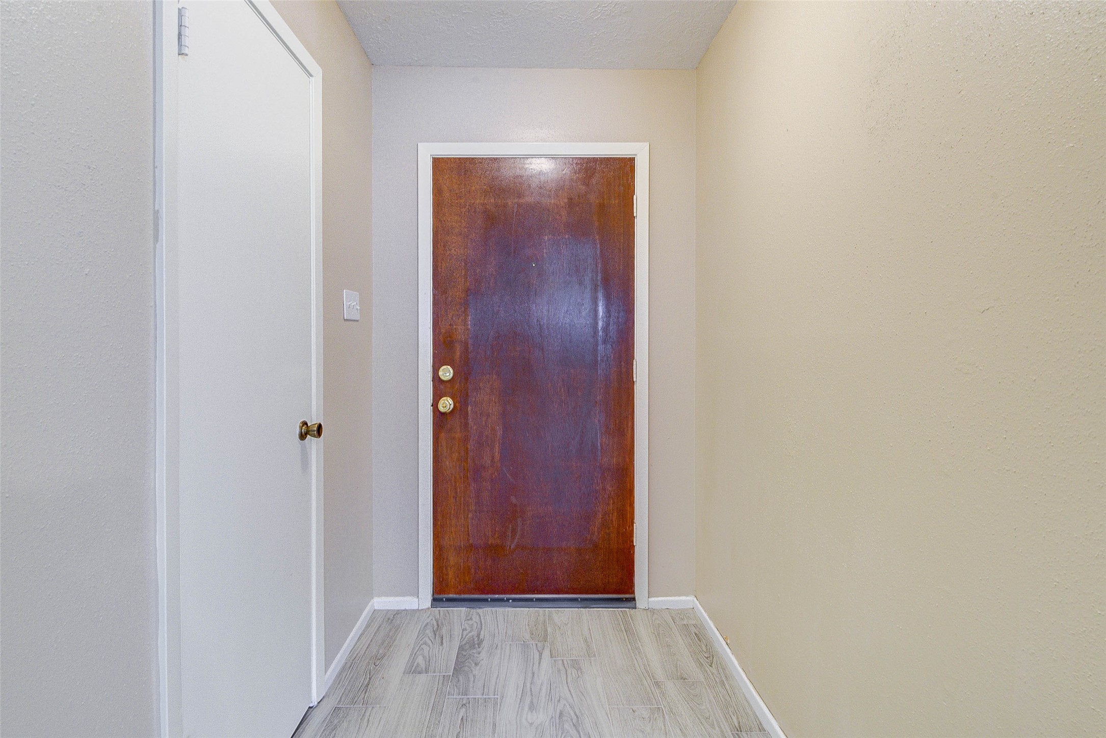 23114 Ludgate Drive Property Photo 16