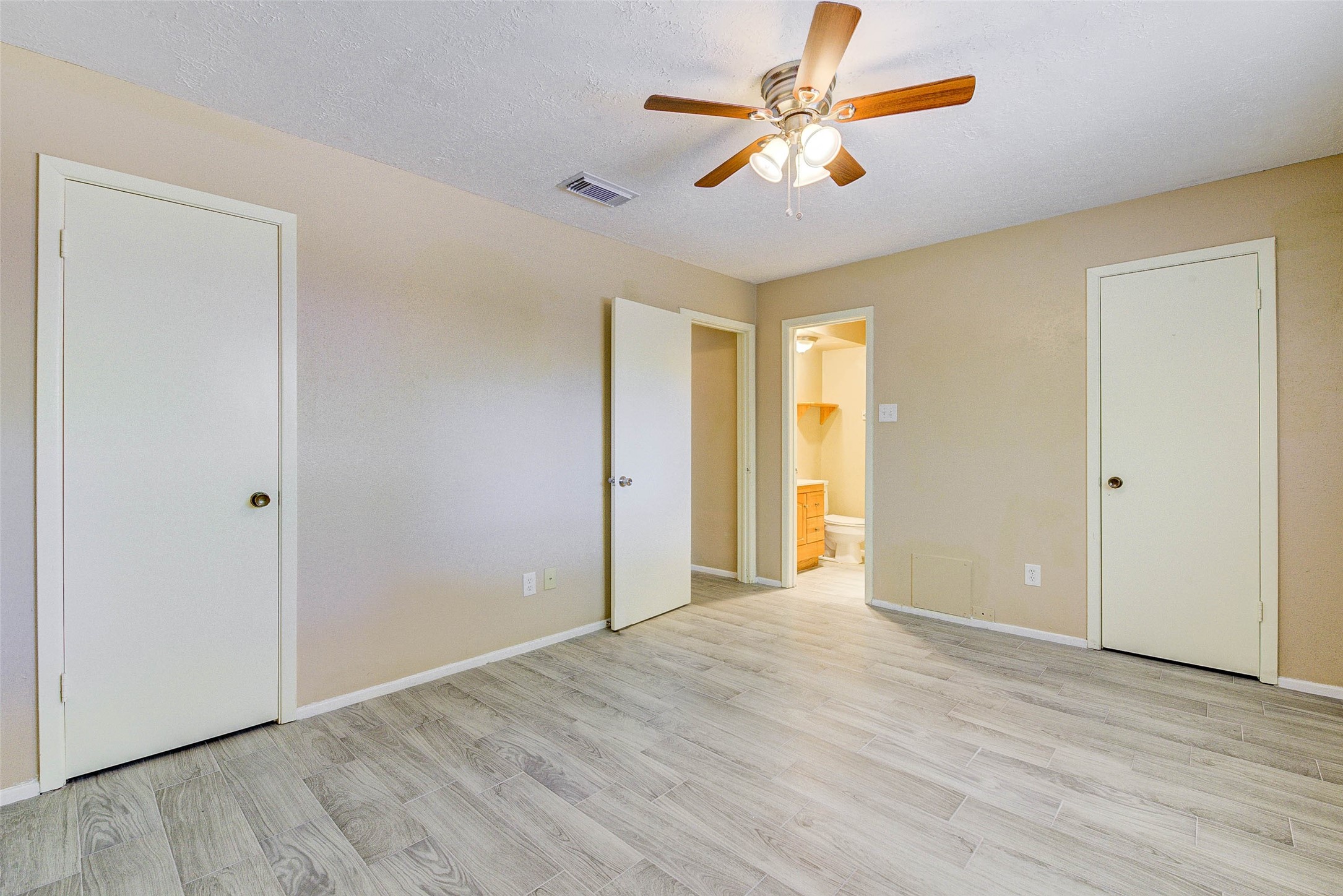 23114 Ludgate Drive Property Photo 25