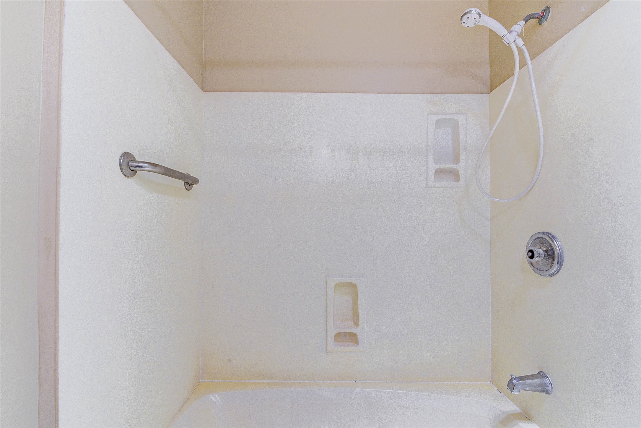 23114 Ludgate Drive Property Photo 28
