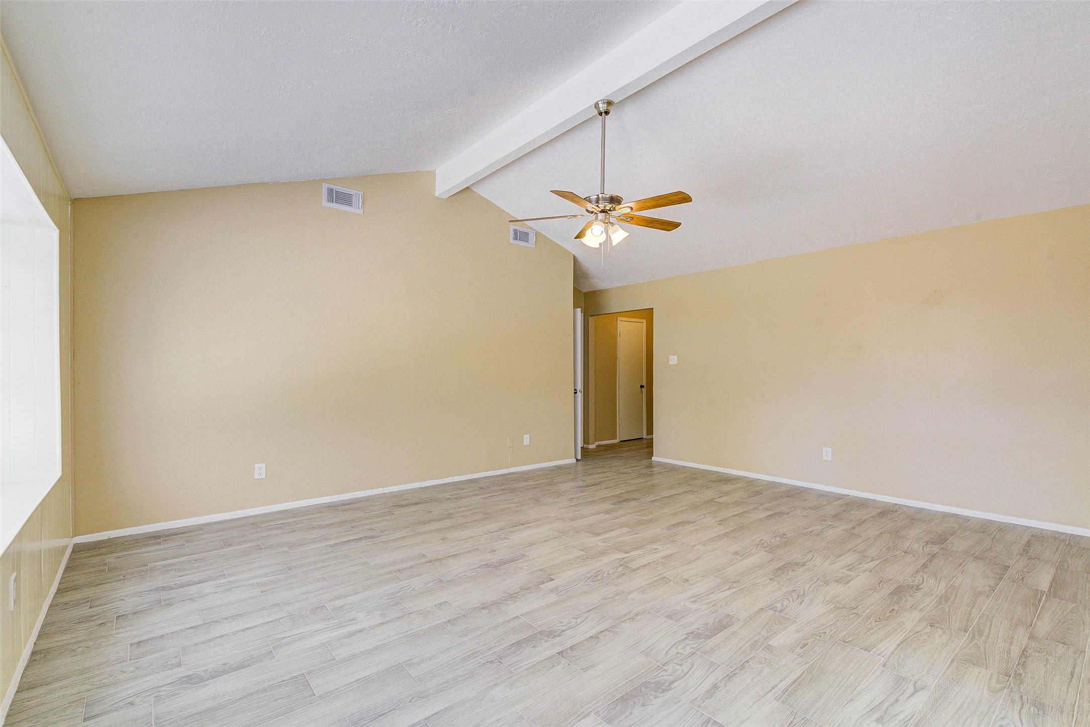 23114 Ludgate Drive Property Photo 31