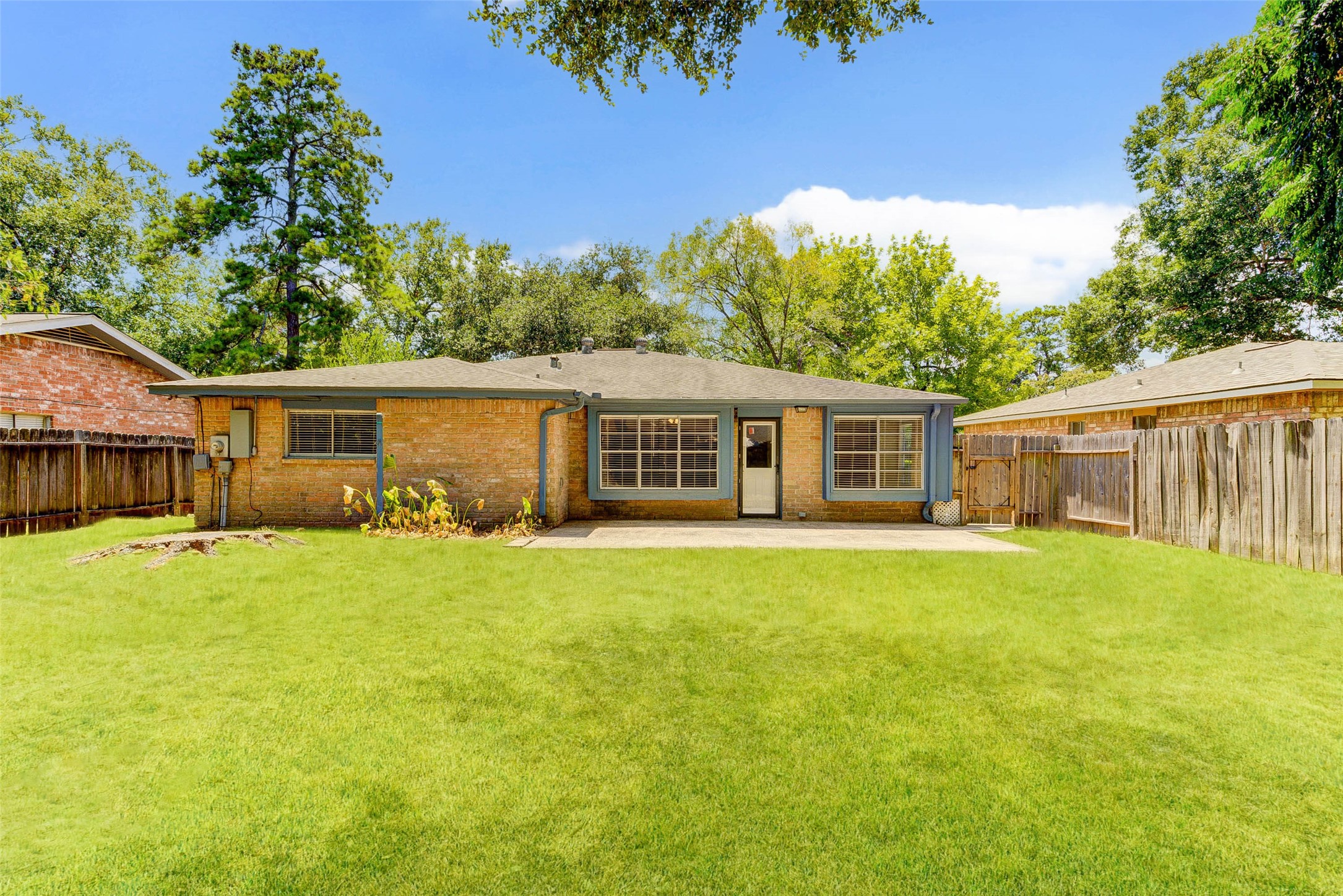 23114 Ludgate Drive Property Photo 45