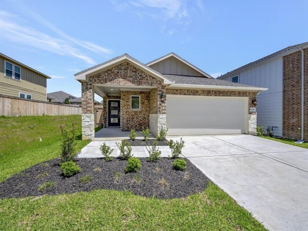 18564 Meadow Point Lane Property Photo 1