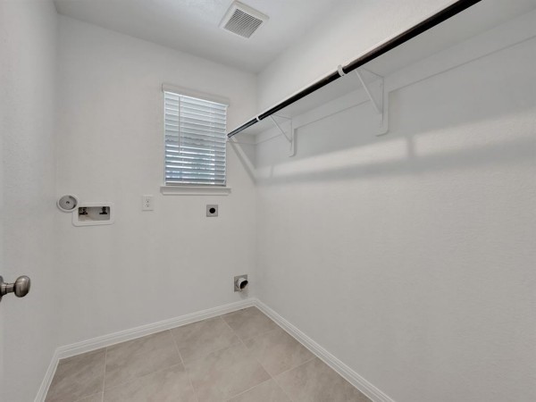 18564 Meadow Point Lane Property Photo 12
