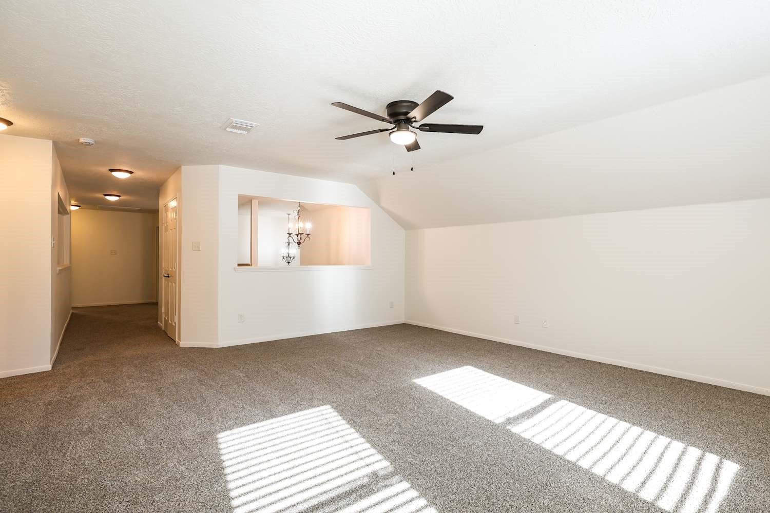 8618 Discus Drive Property Photo 6