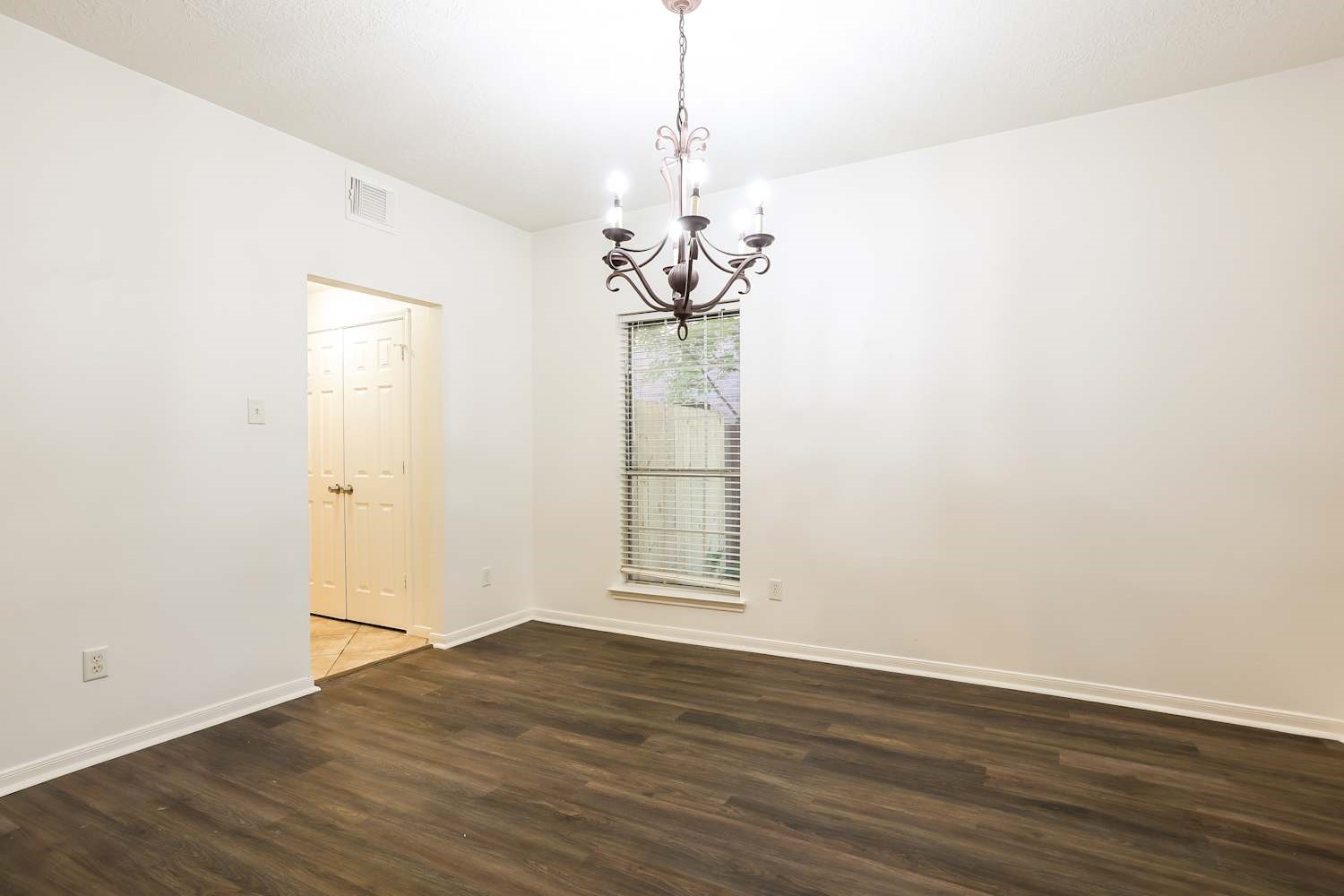 8618 Discus Drive Property Photo 7