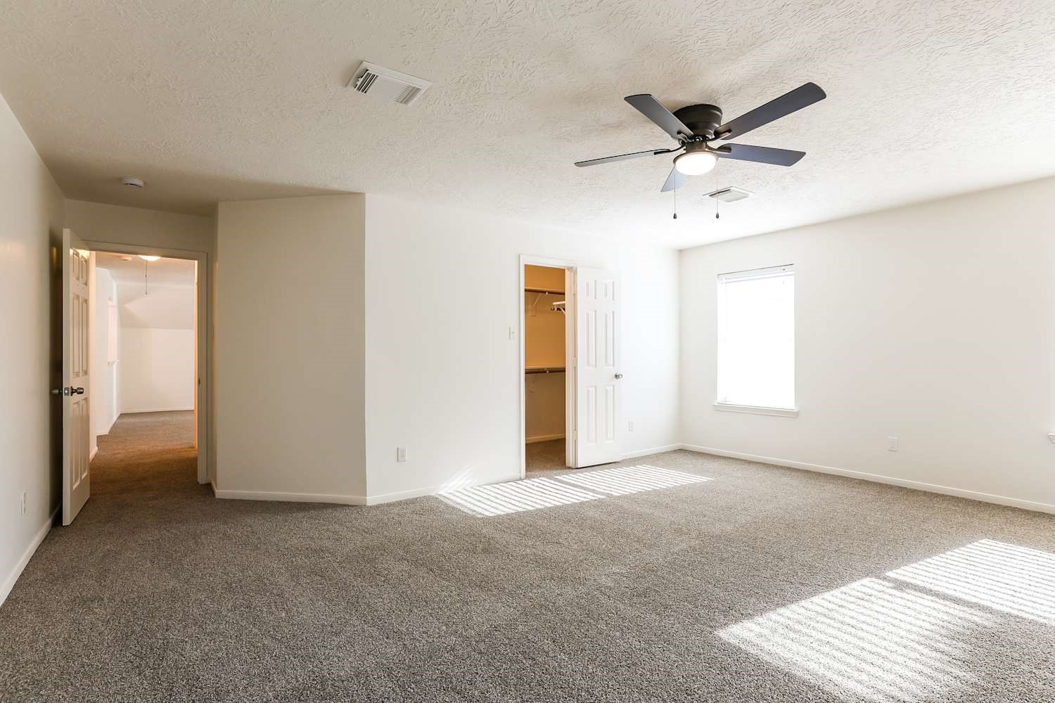 8618 Discus Drive Property Photo 11