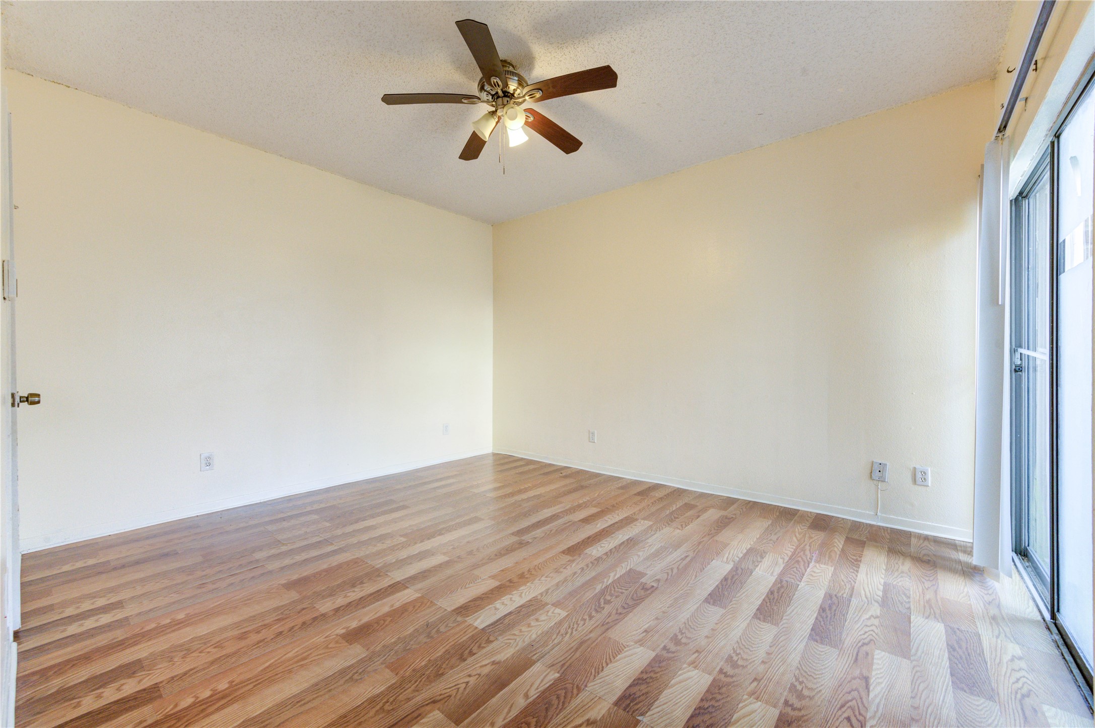 3741 Thistlemont Drive Property Photo 18