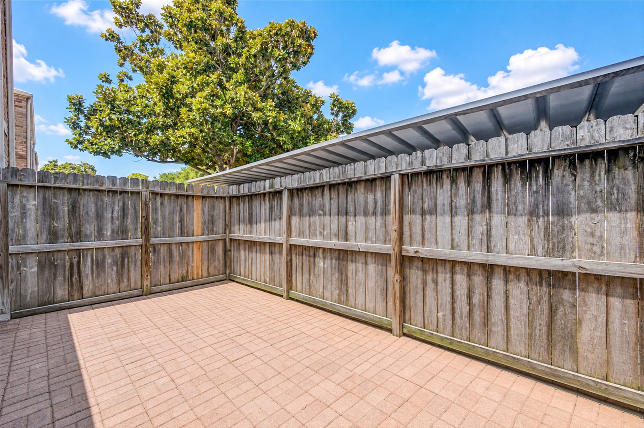 3741 Thistlemont Drive Property Photo 22