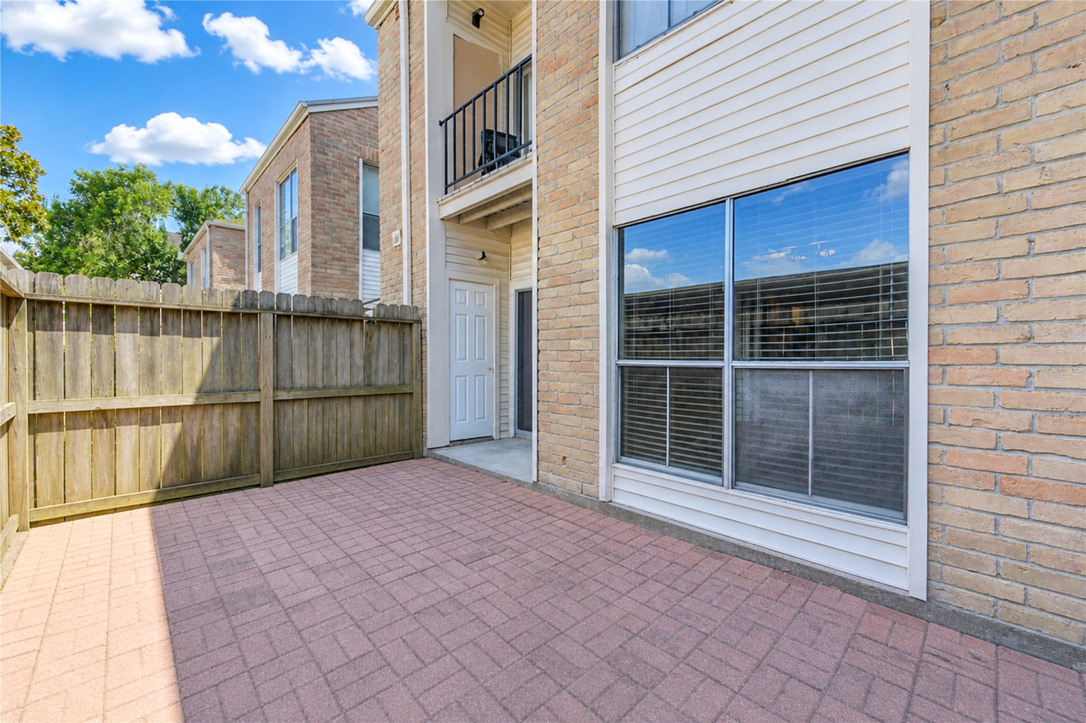 3741 Thistlemont Drive Property Photo 24