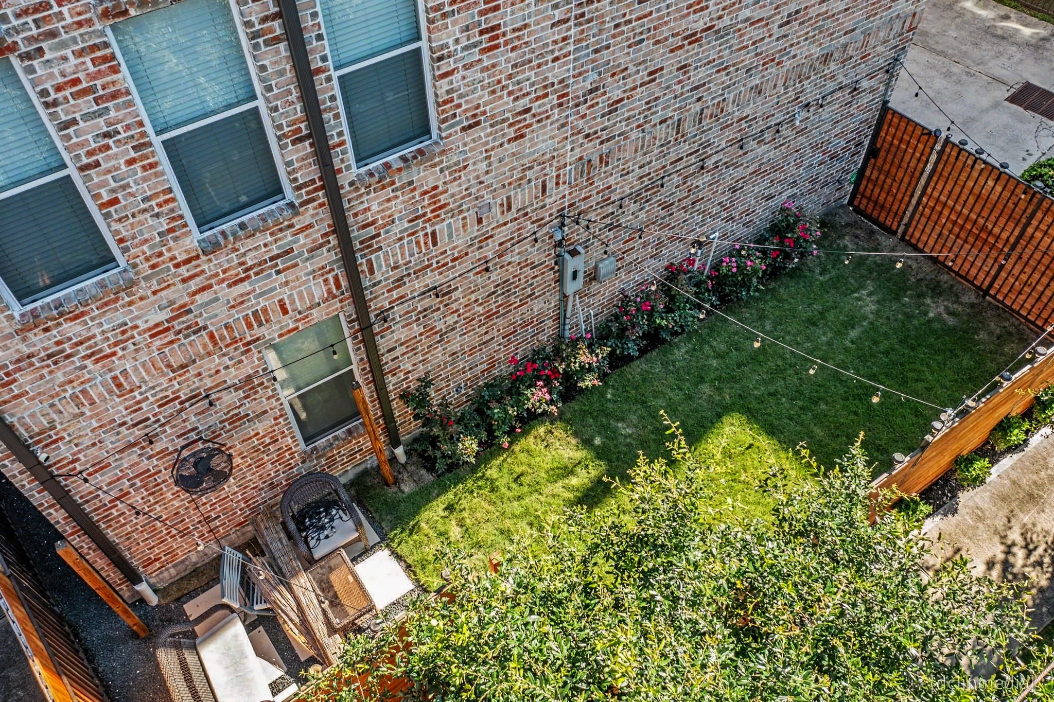 1028 Patterson Property Photo 1
