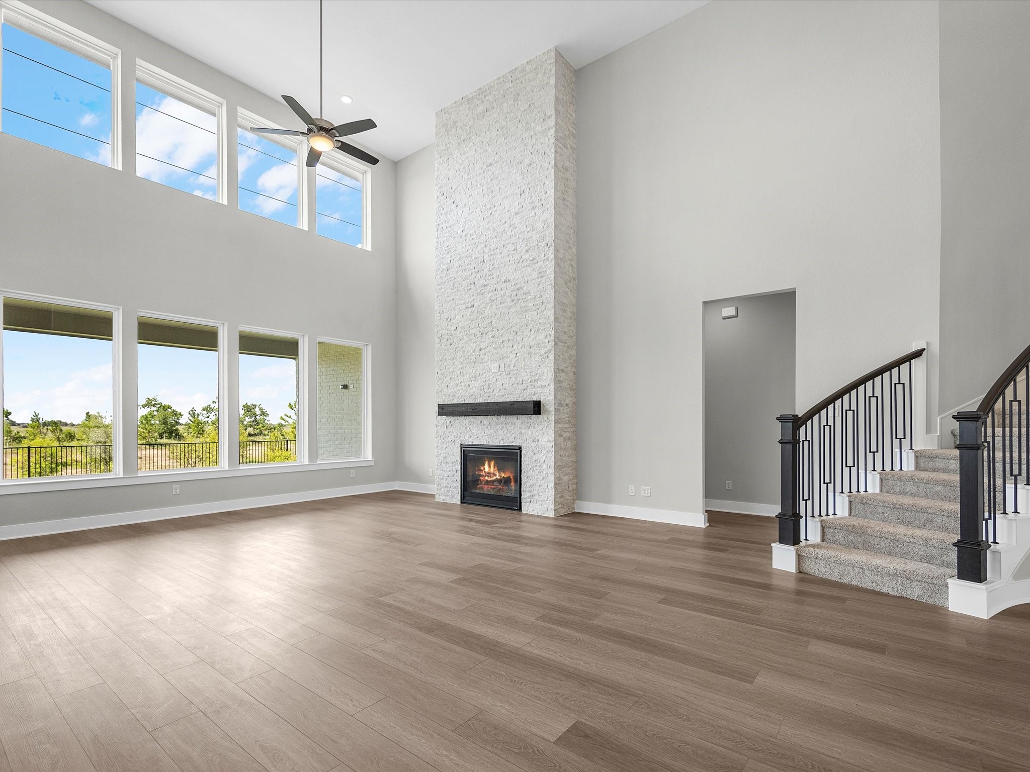 10506 Shoreline Sedge Lane Property Photo 5