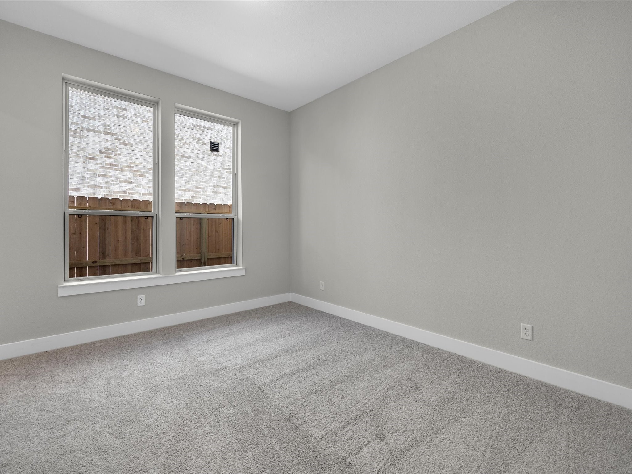 10506 Shoreline Sedge Lane Property Photo 15