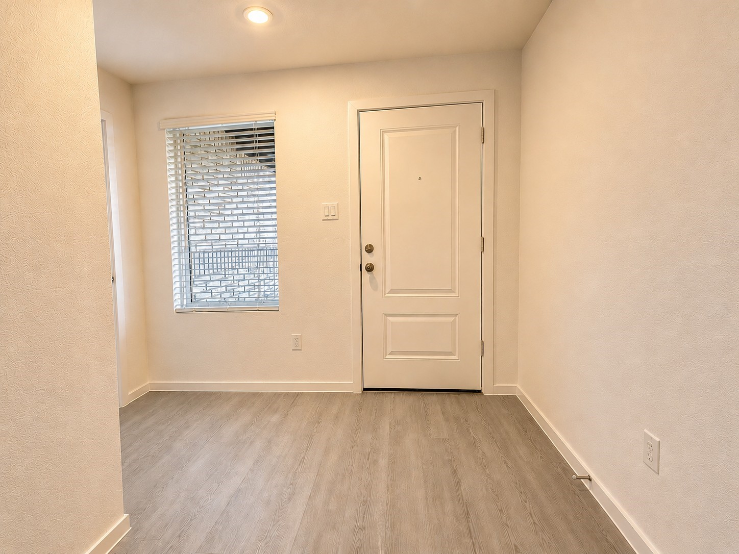 1520 Sunset Ridge Drive Property Photo 4