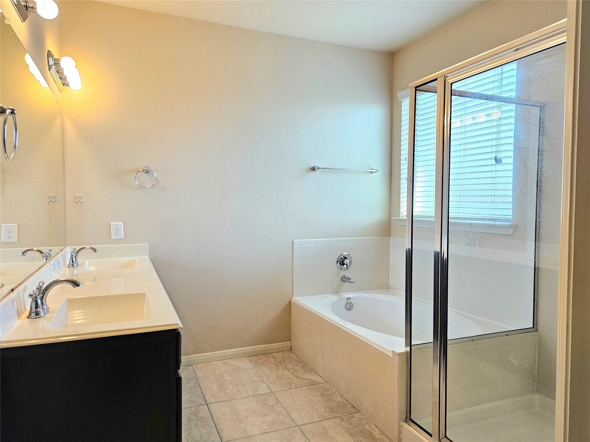 3423 Daniel Falls Lane Property Photo 17