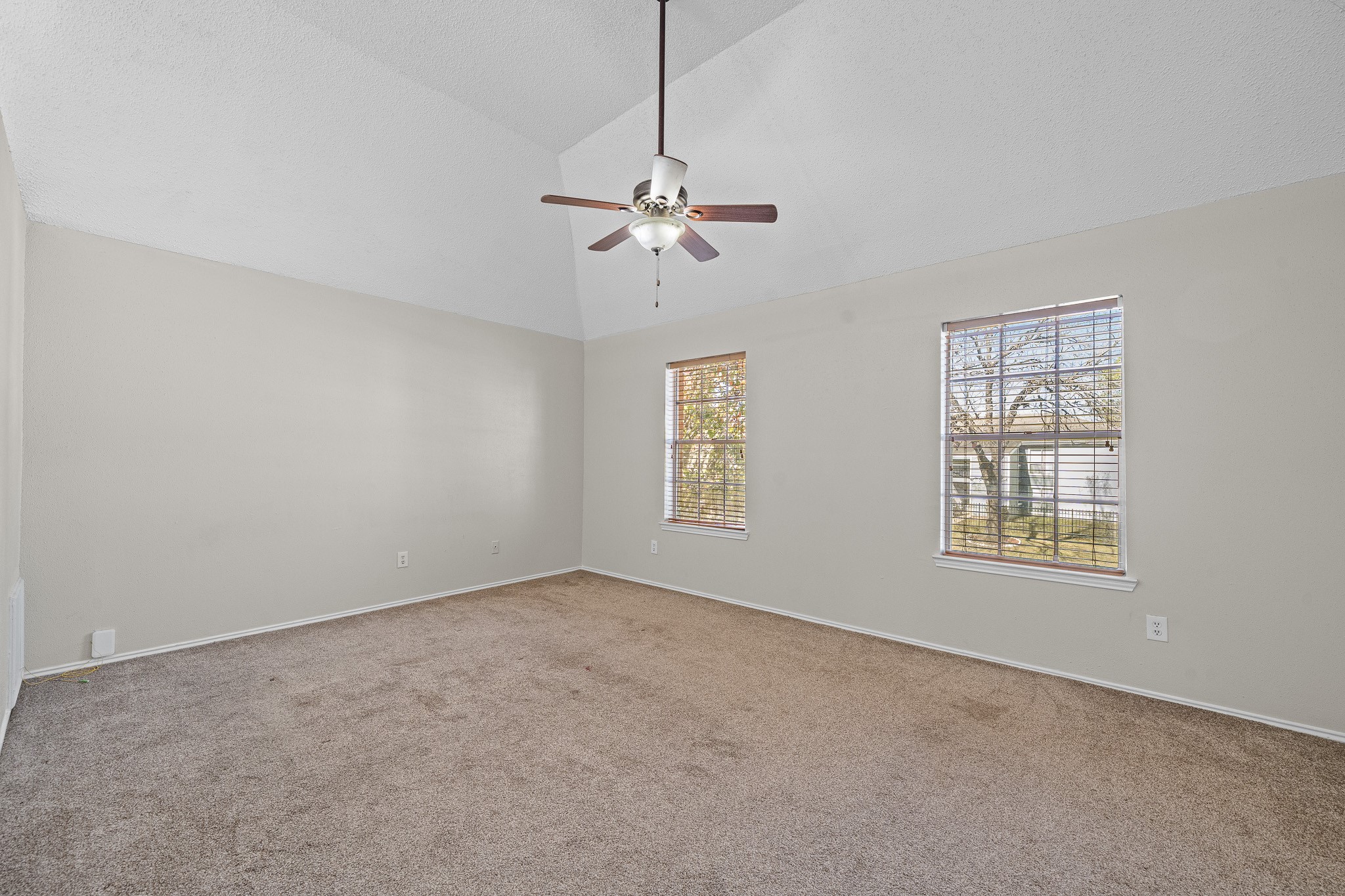 11123 Gatesden Drive Property Photo 20