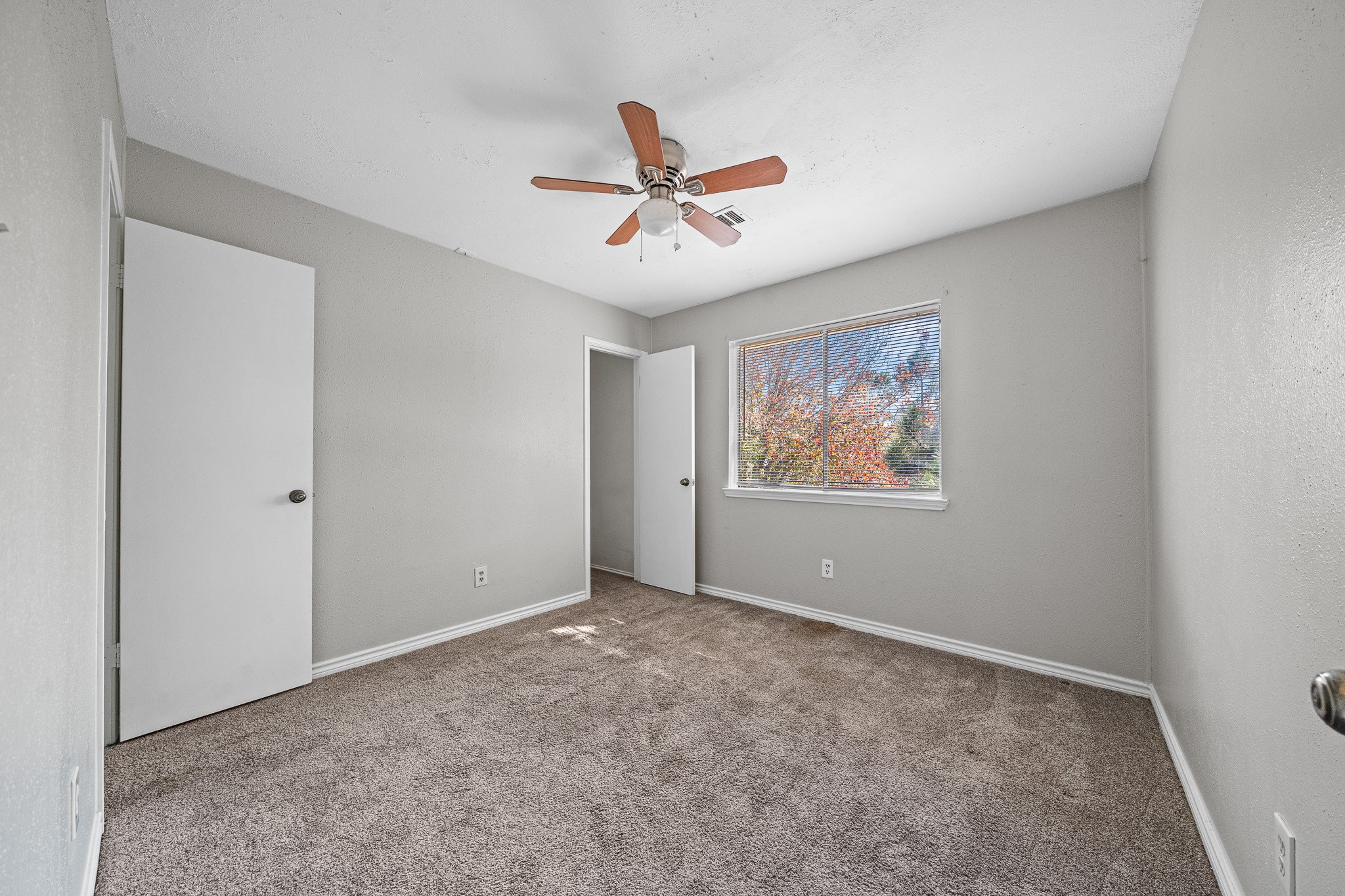 11123 Gatesden Drive Property Photo 25
