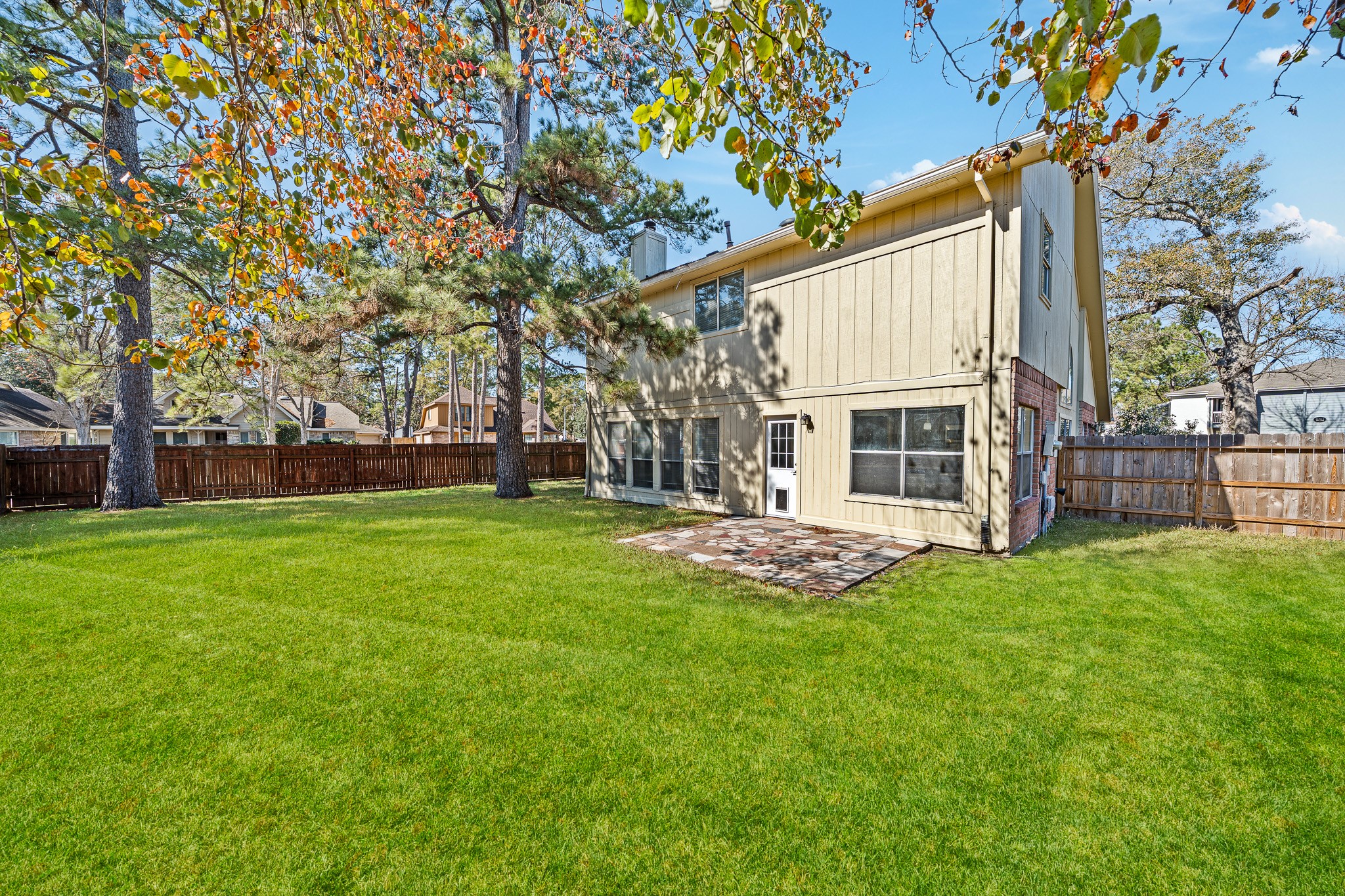 11123 Gatesden Drive Property Photo 28