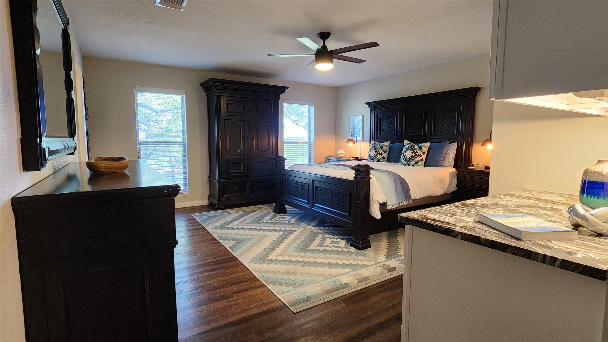2055 Island View Property Photo 17