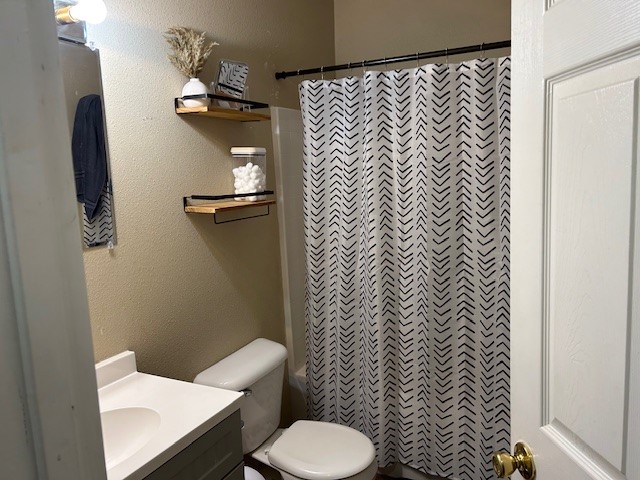 1005 Fahrenthold Street Property Photo 4