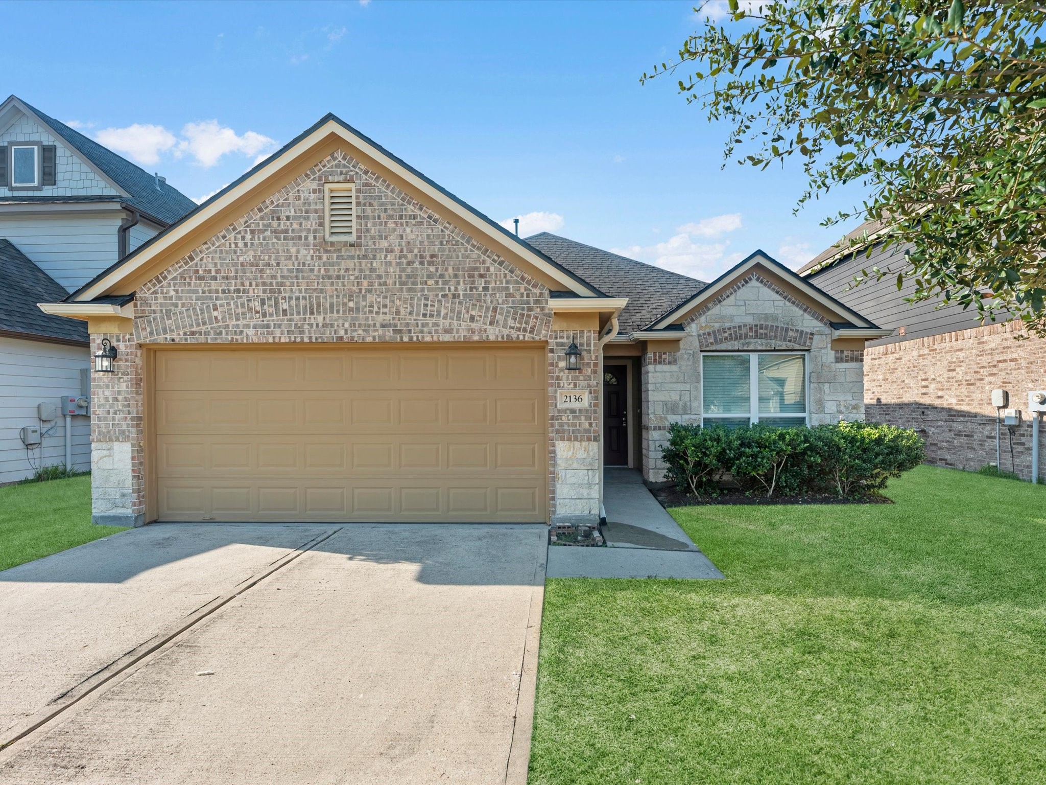 2136 Pacific Loon Lane Property Photo 4