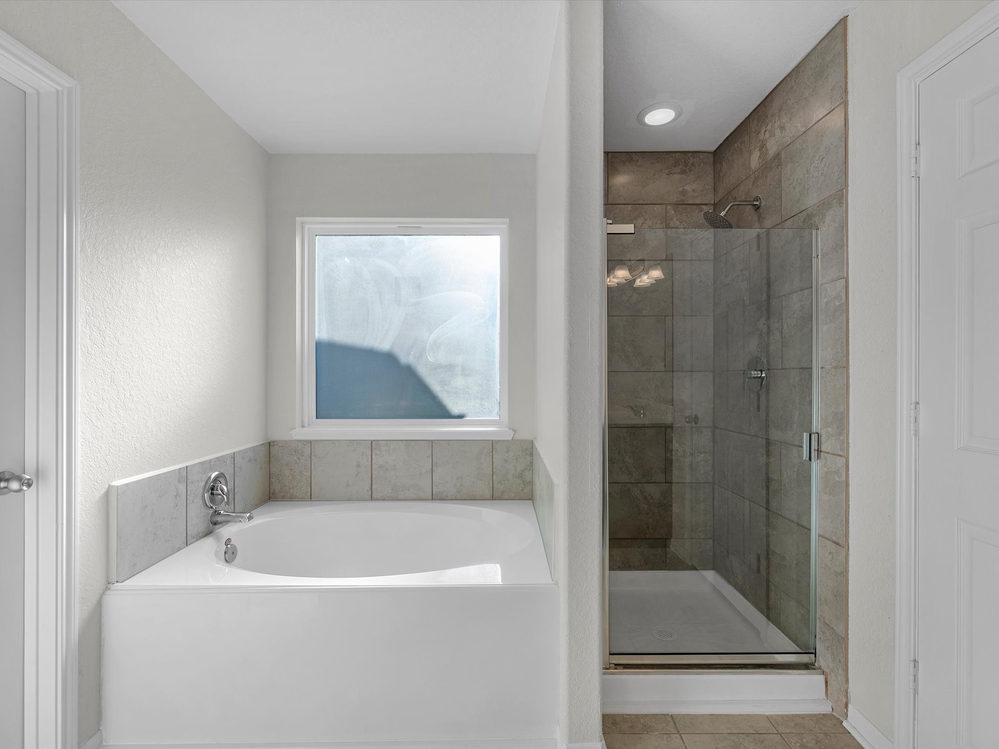2136 Pacific Loon Lane Property Photo 16
