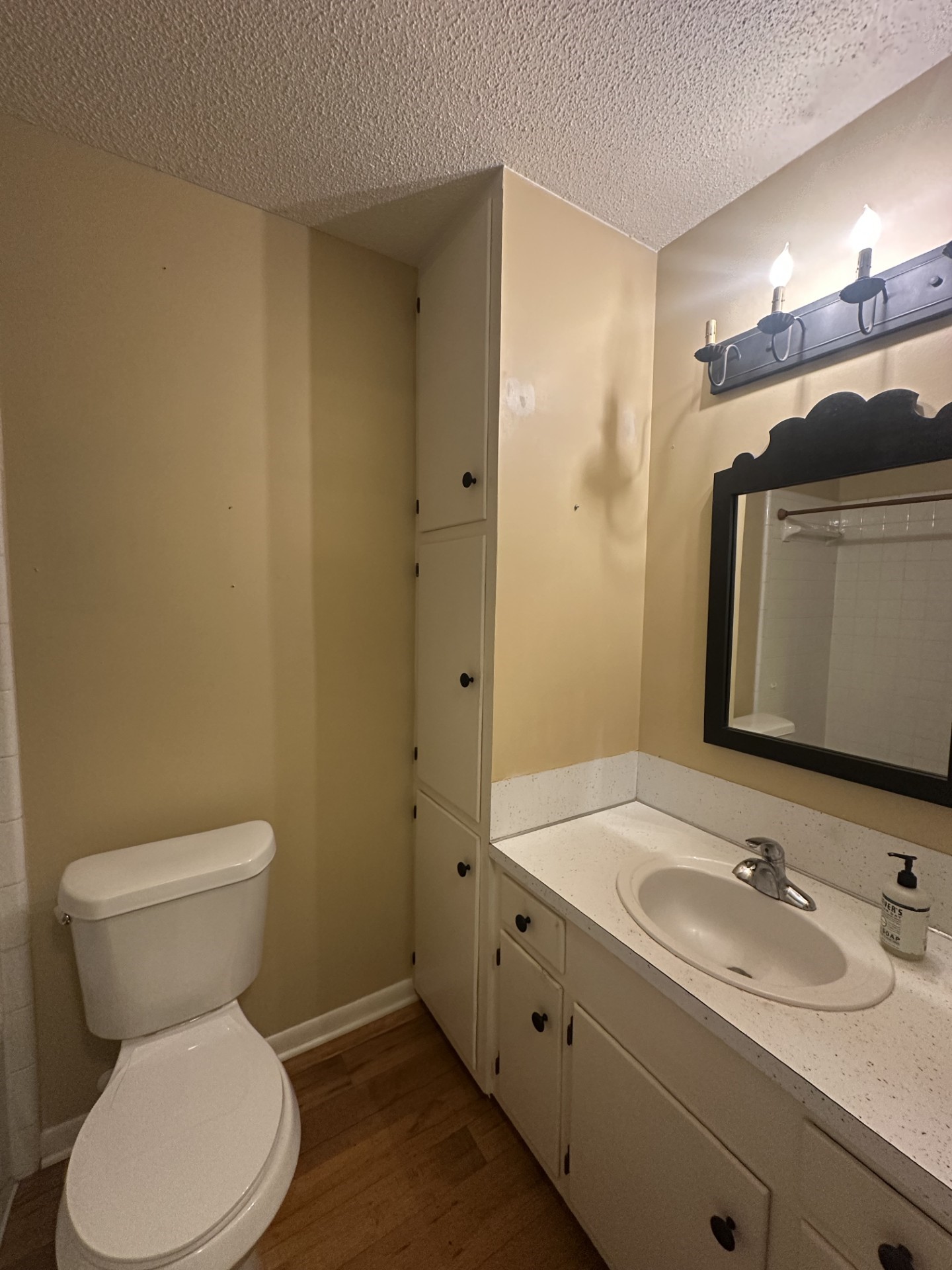 1204 E Stone Property Photo 10