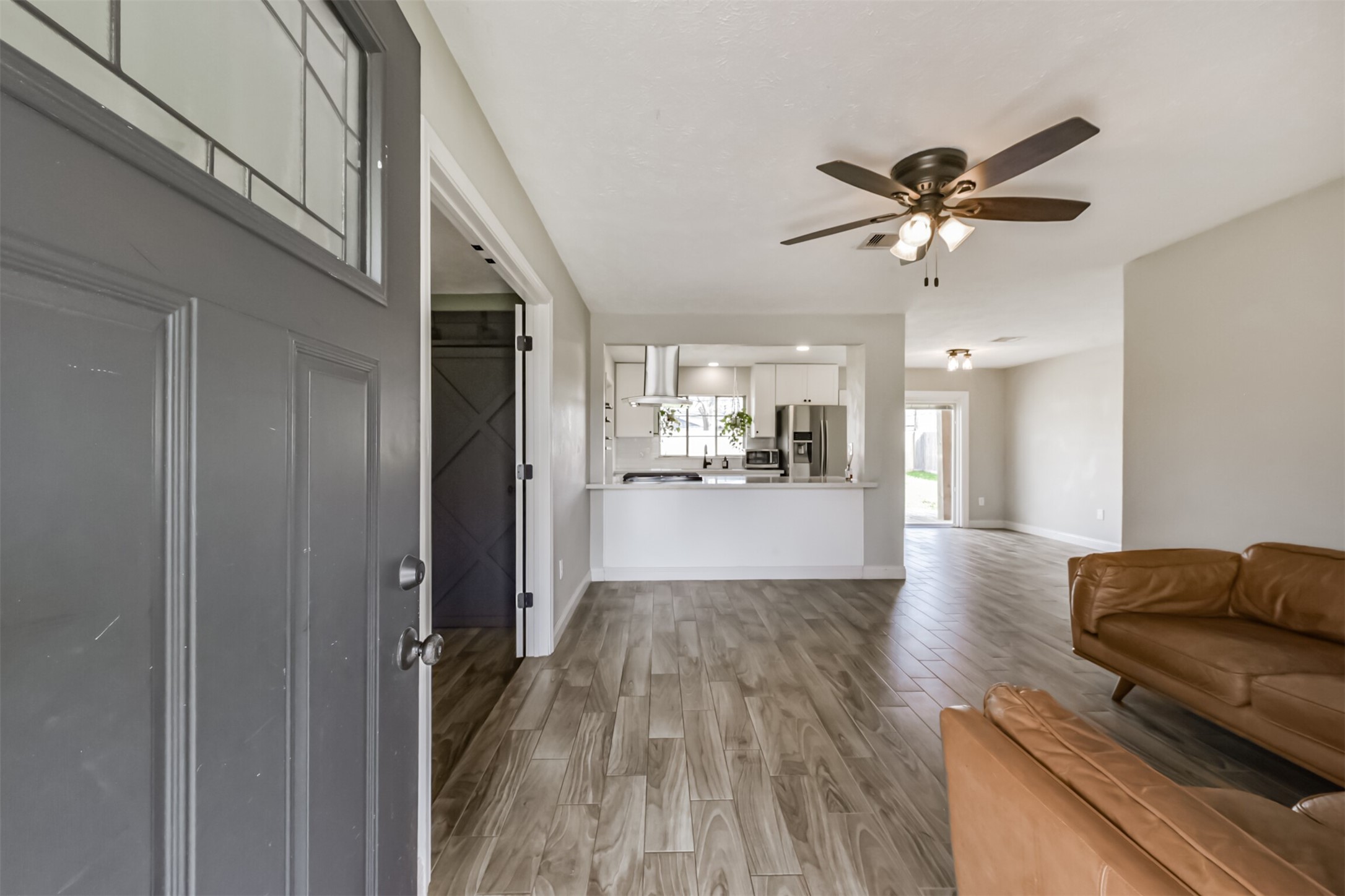 1502 Ansbury Drive Property Photo 3