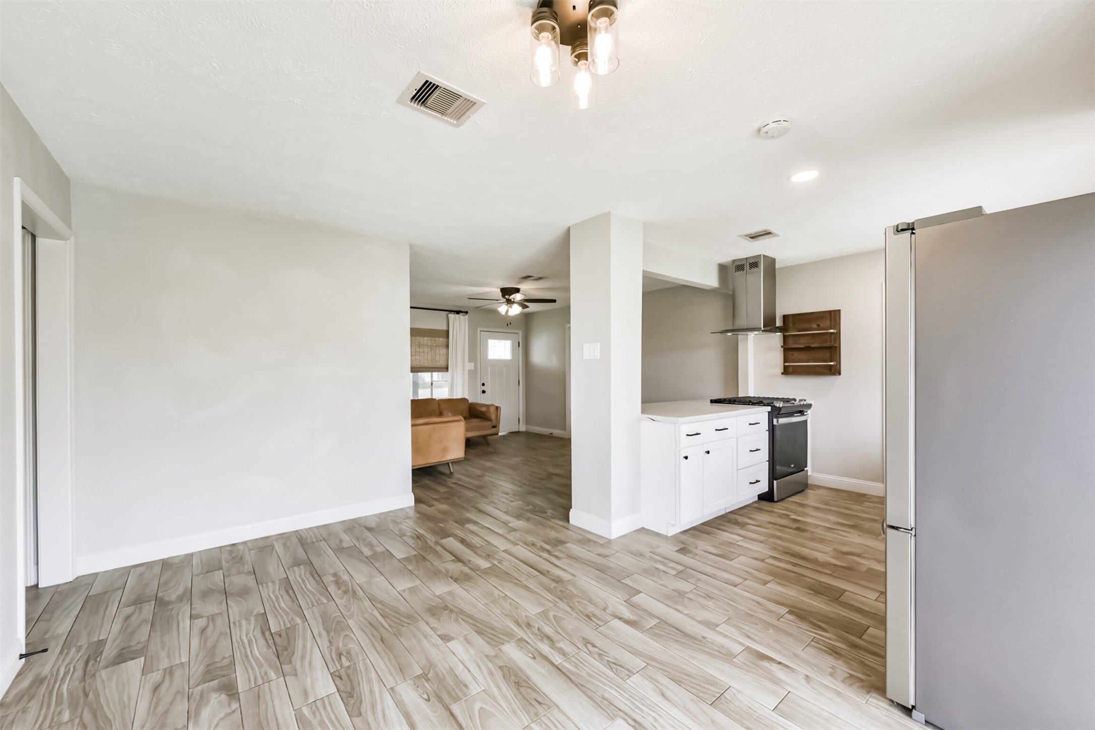 1502 Ansbury Drive Property Photo 13