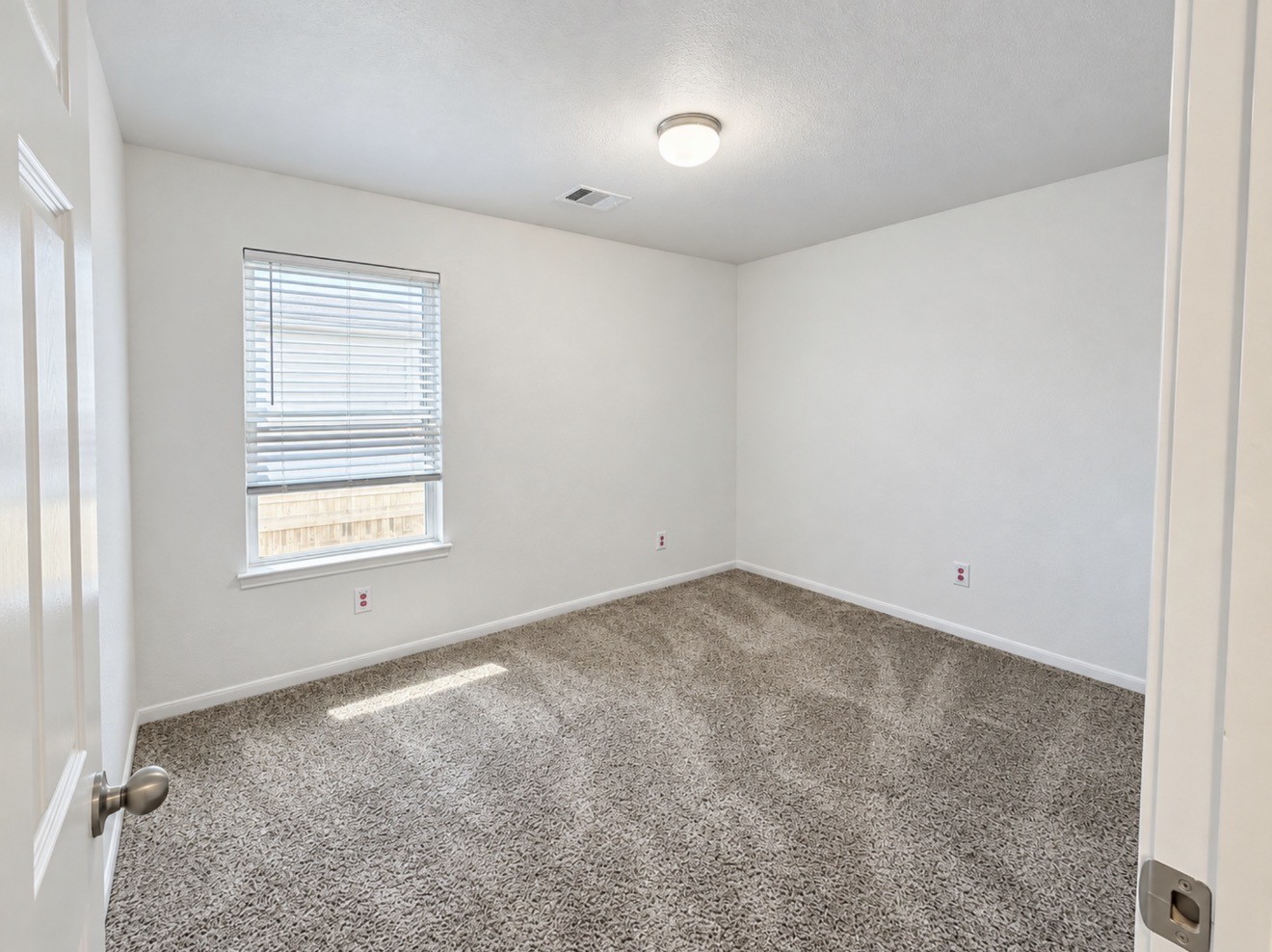 20926 Running Moon Trail Property Photo 17