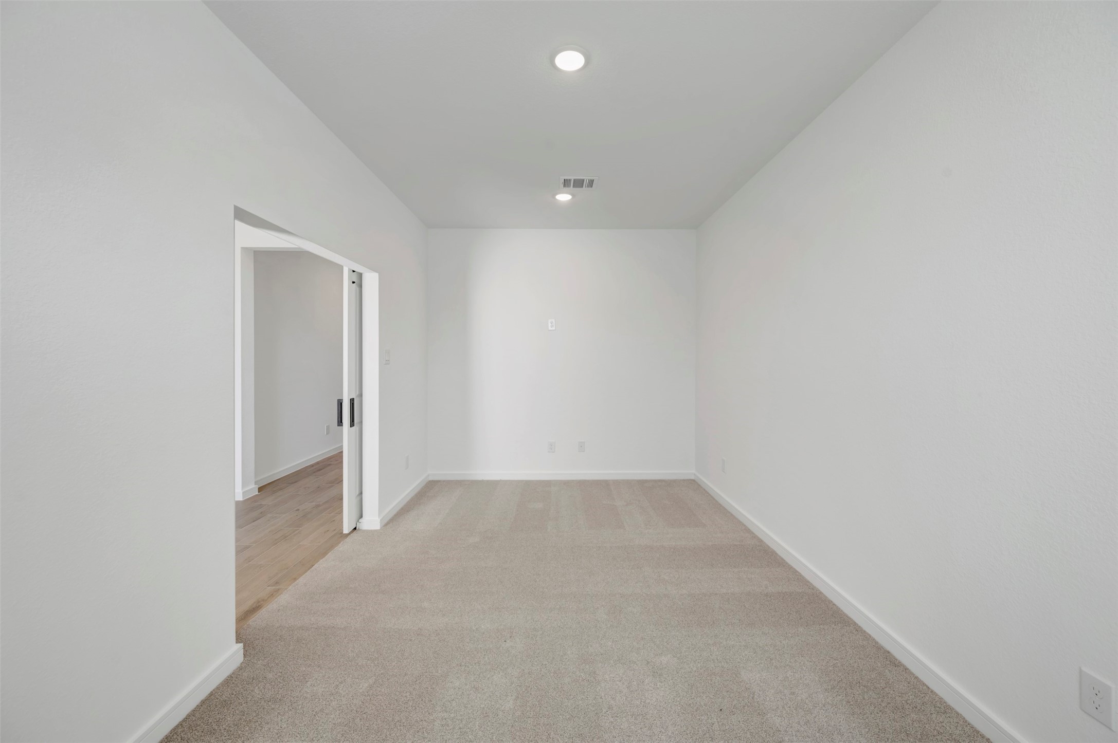 3018 Troubadour Drive Property Photo 6