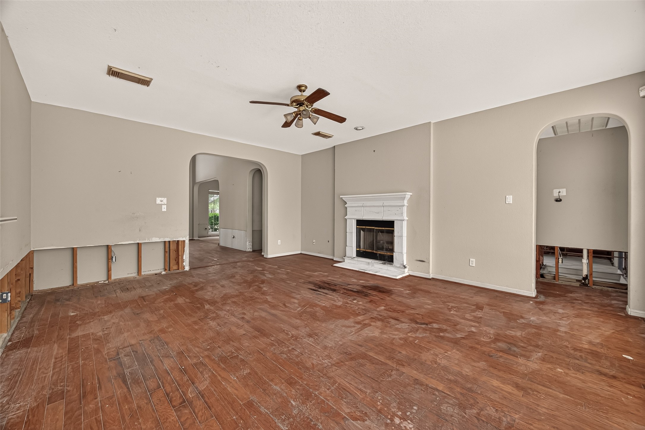 2602 Pinebend Drive Property Photo 7