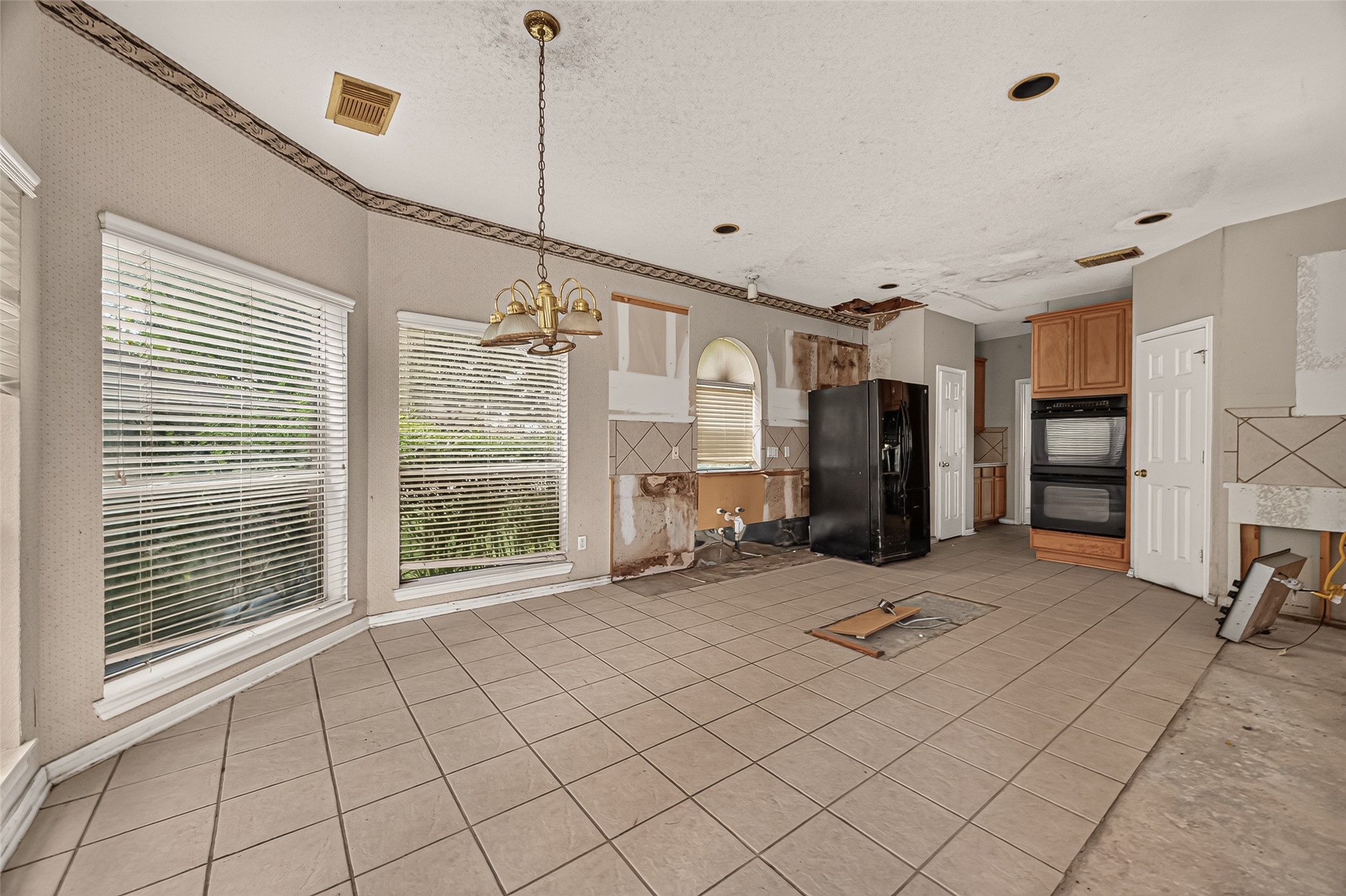 2602 Pinebend Drive Property Photo 10