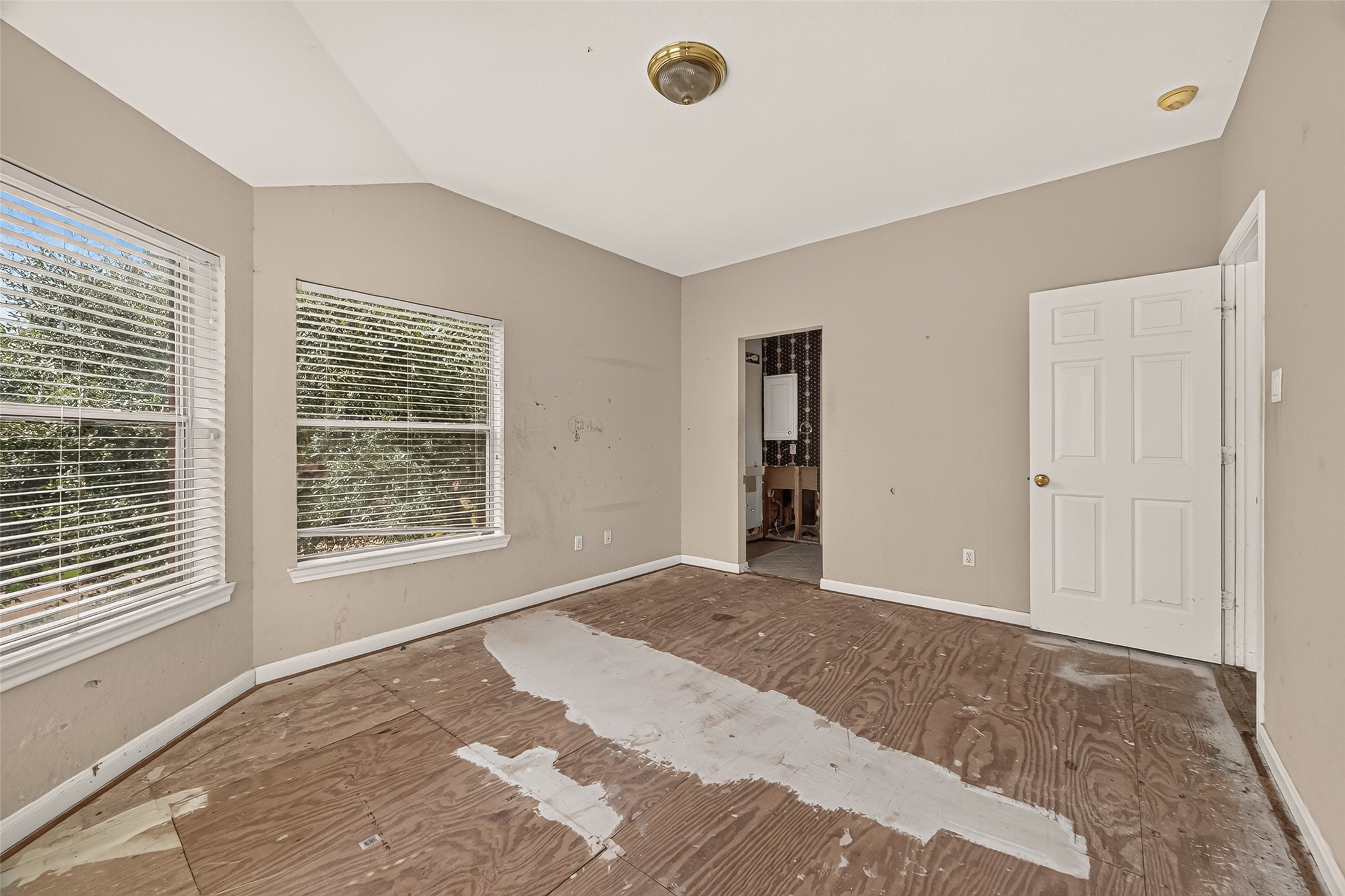 2602 Pinebend Drive Property Photo 18