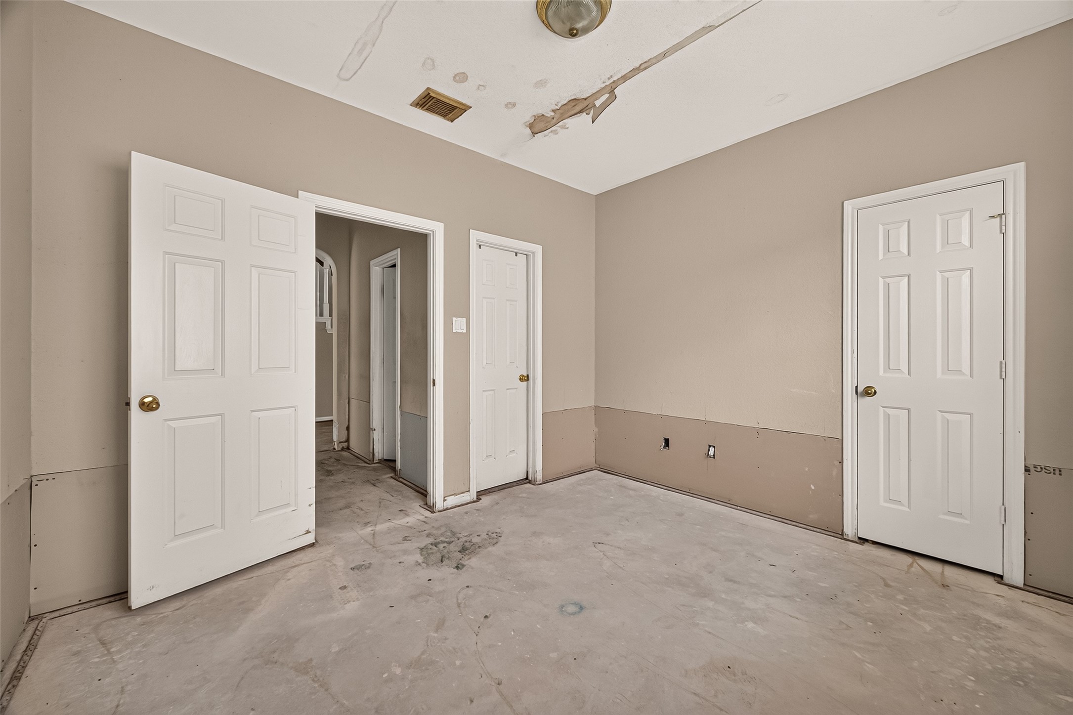 2602 Pinebend Drive Property Photo 29
