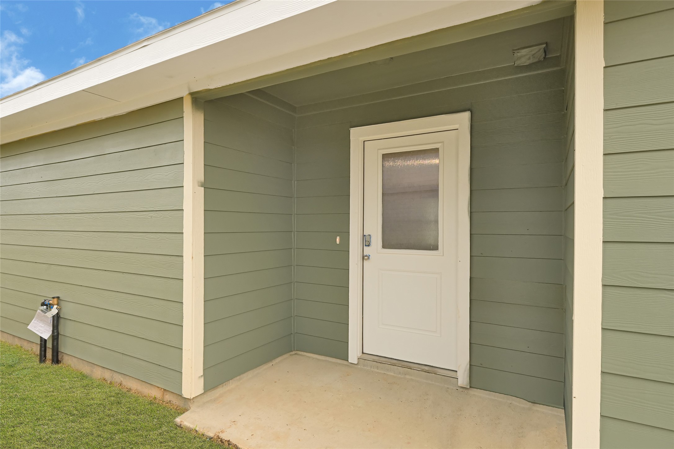 6718 Canyon Breeze Drive Property Photo 3
