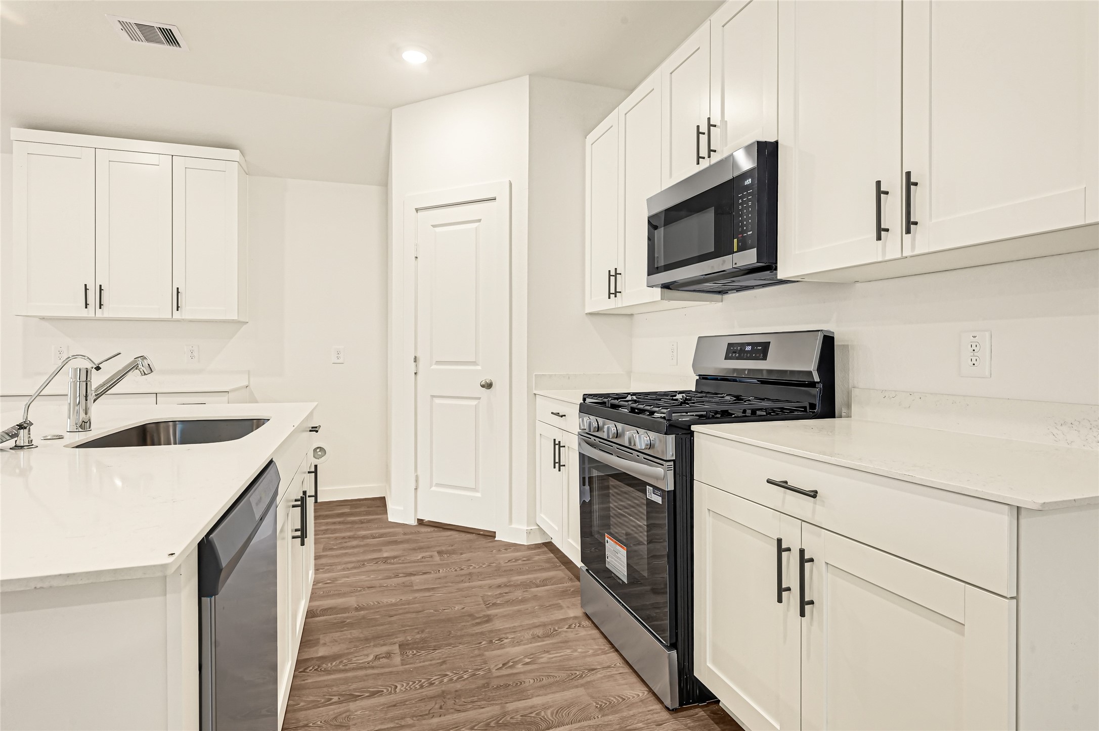 6718 Canyon Breeze Drive Property Photo 15